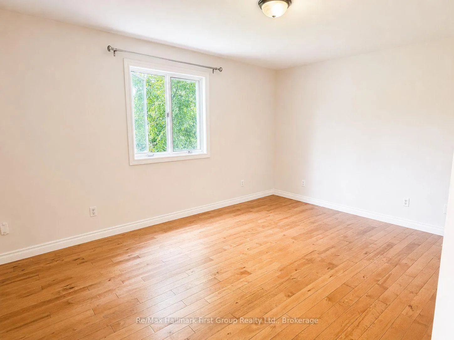 Photo 6 of Unit Upper, 509 Parnell Street, Peterborough, Town Ward 3 — HOMEH