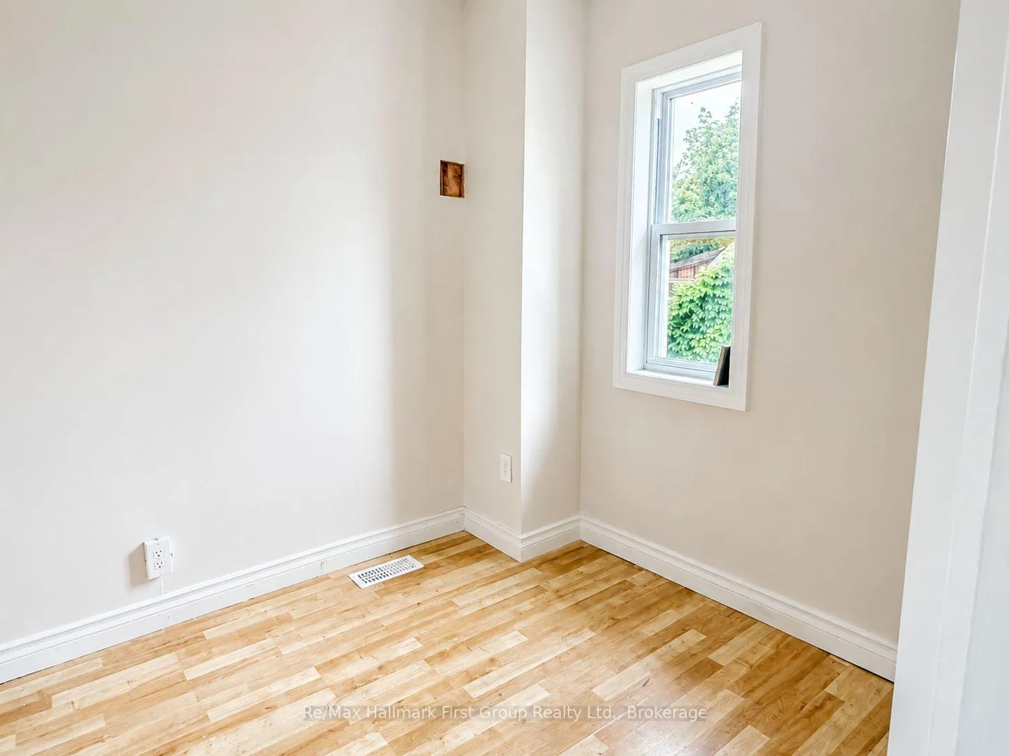 Photo 11 of Unit Upper, 509 Parnell Street, Peterborough, Town Ward 3 — HOMEH