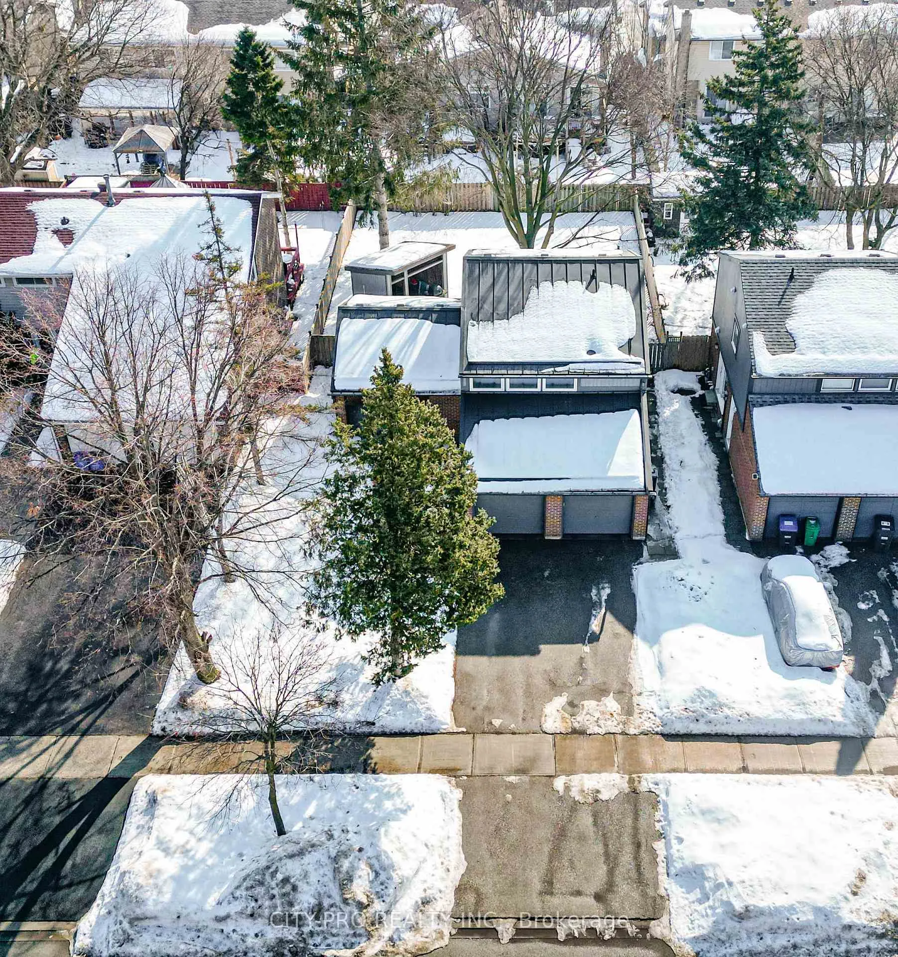 Photo 5 of 2848 Windwood Drive, Mississauga, Meadowvale — HOMEH