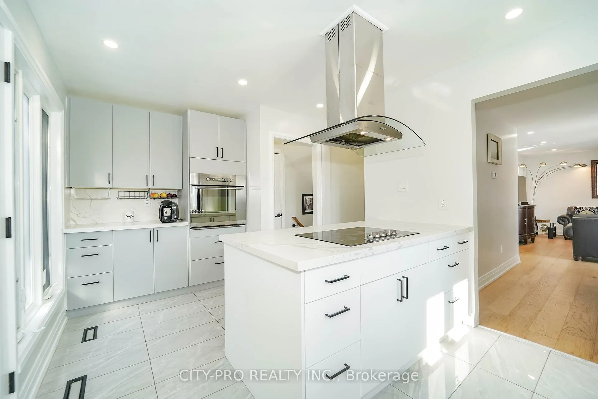 Photo 9 of 2848 Windwood Drive, Mississauga, Meadowvale — HOMEH
