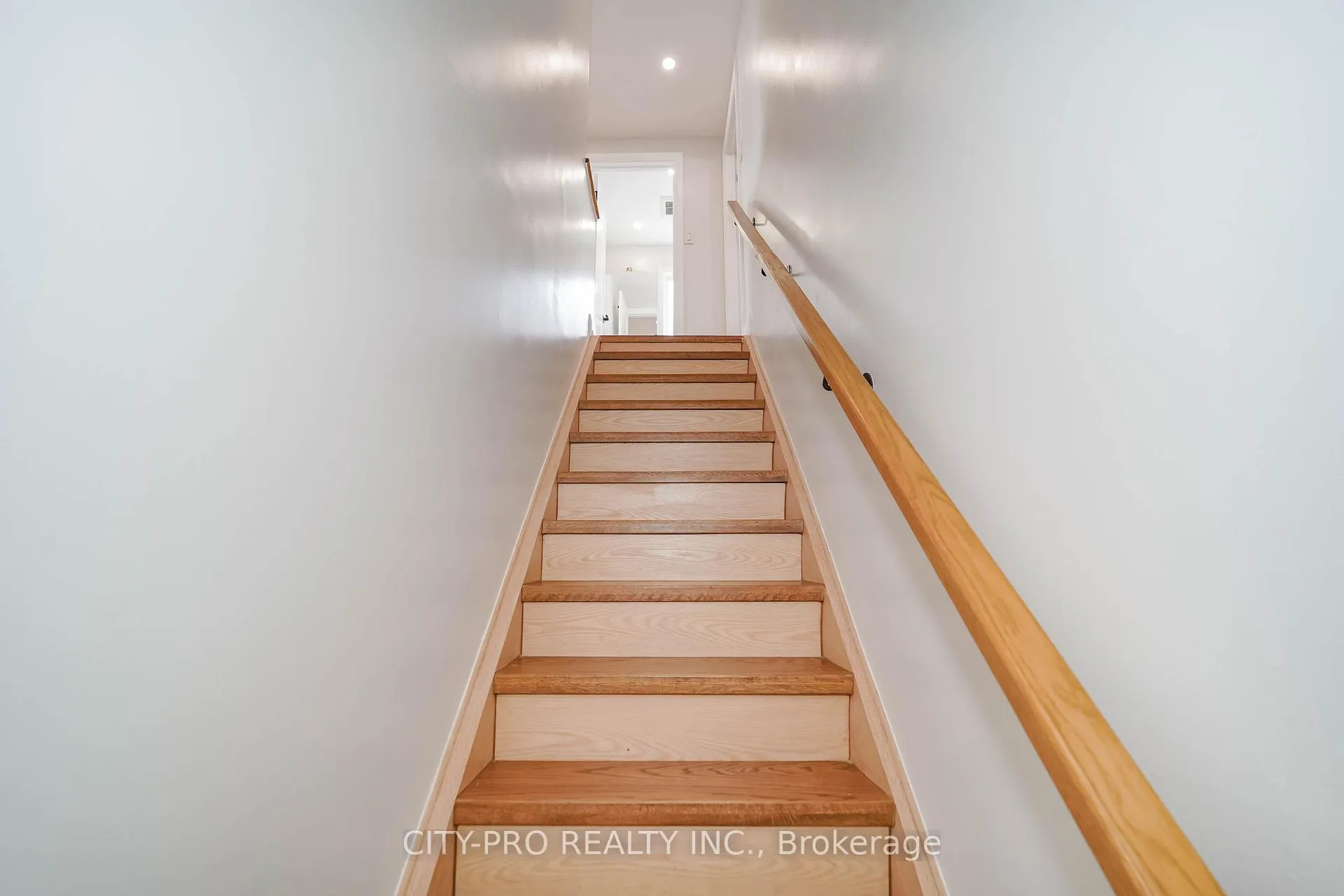 Photo 19 of 2848 Windwood Drive, Mississauga, Meadowvale — HOMEH