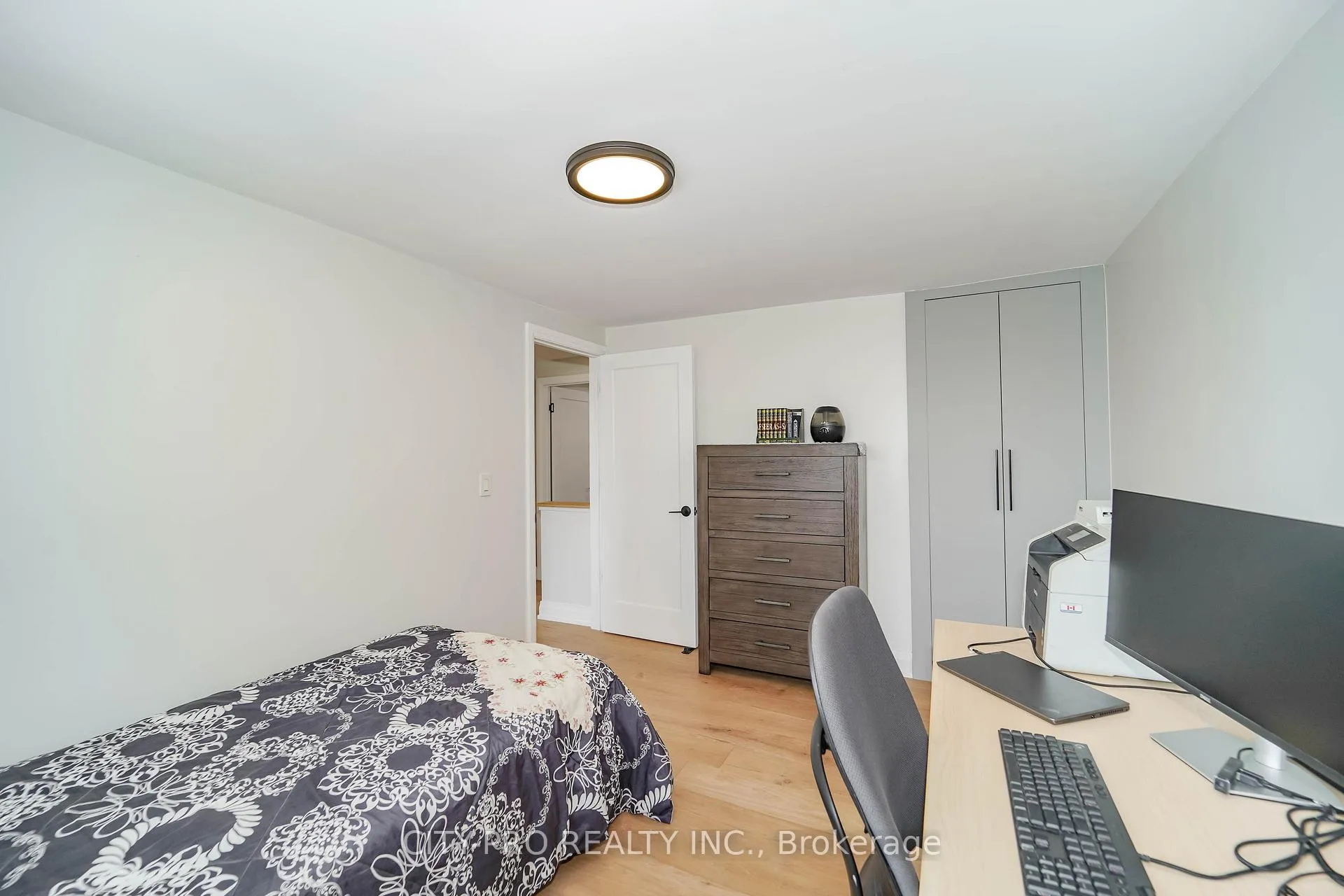 Photo 24 of 2848 Windwood Drive, Mississauga, Meadowvale — HOMEH