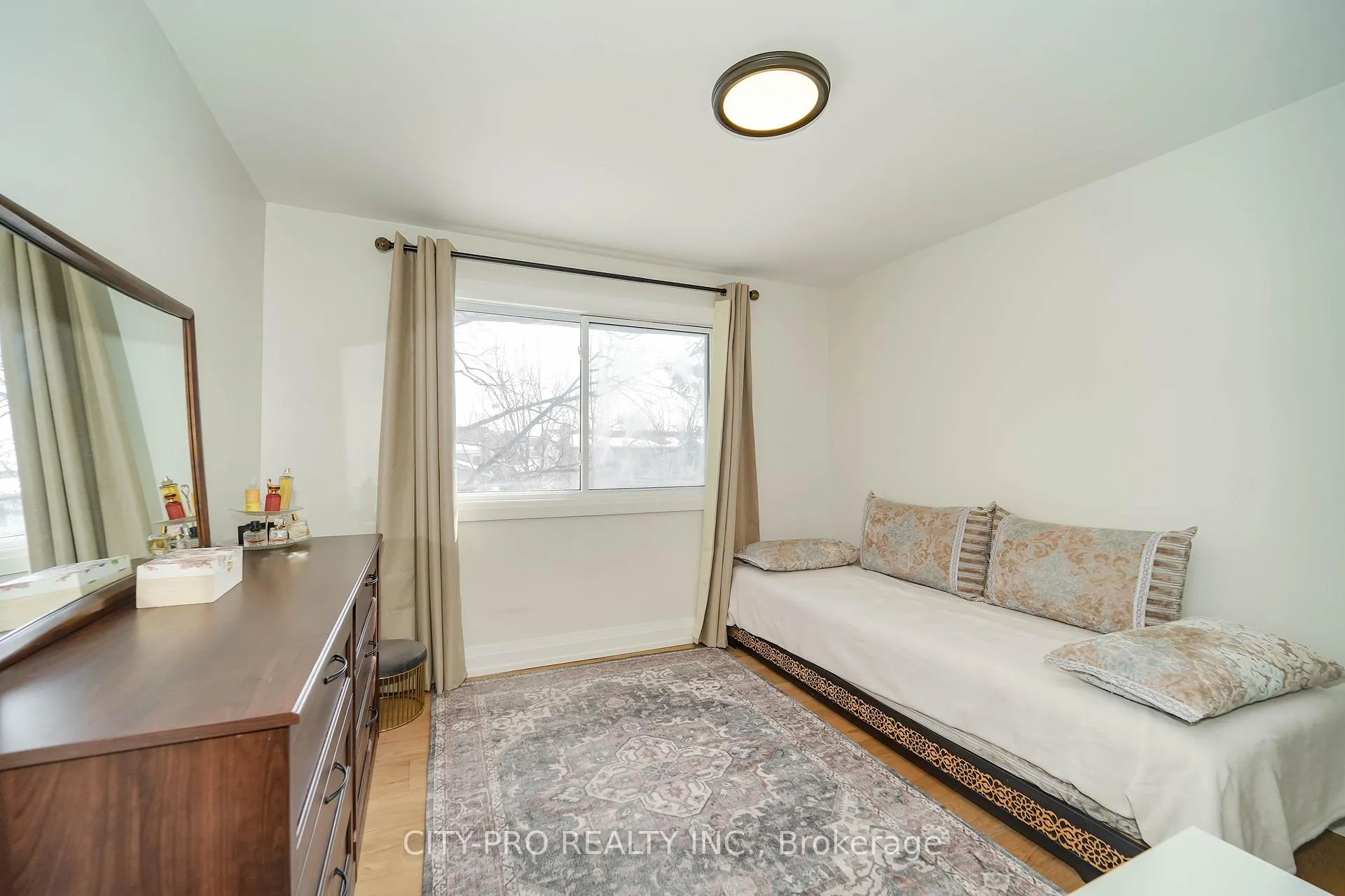 Photo 25 of 2848 Windwood Drive, Mississauga, Meadowvale — HOMEH