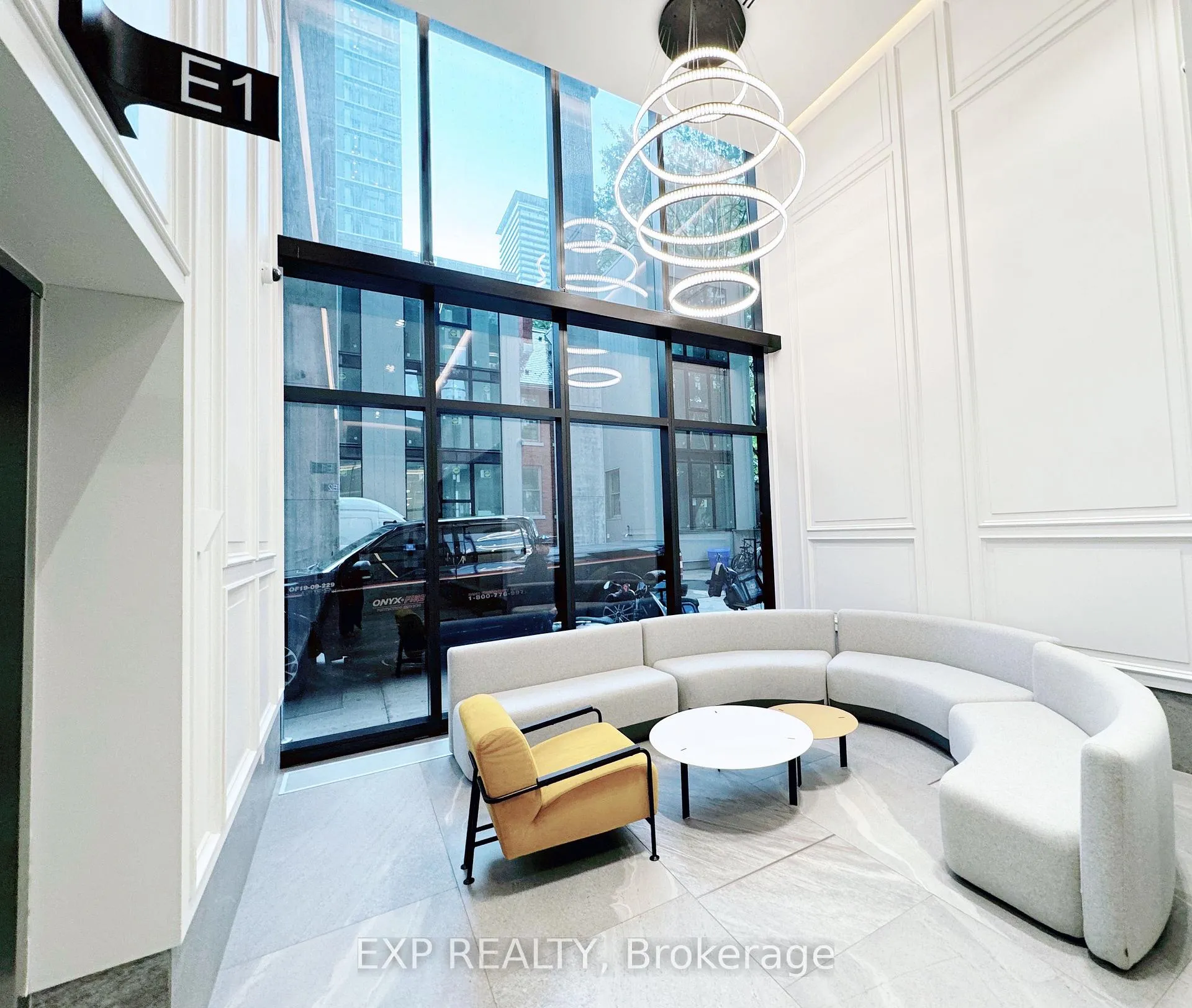 Photo 3 of Unit 2810, 3 Gloucester Street, Toronto, Church-Yonge Corridor — HOMEH