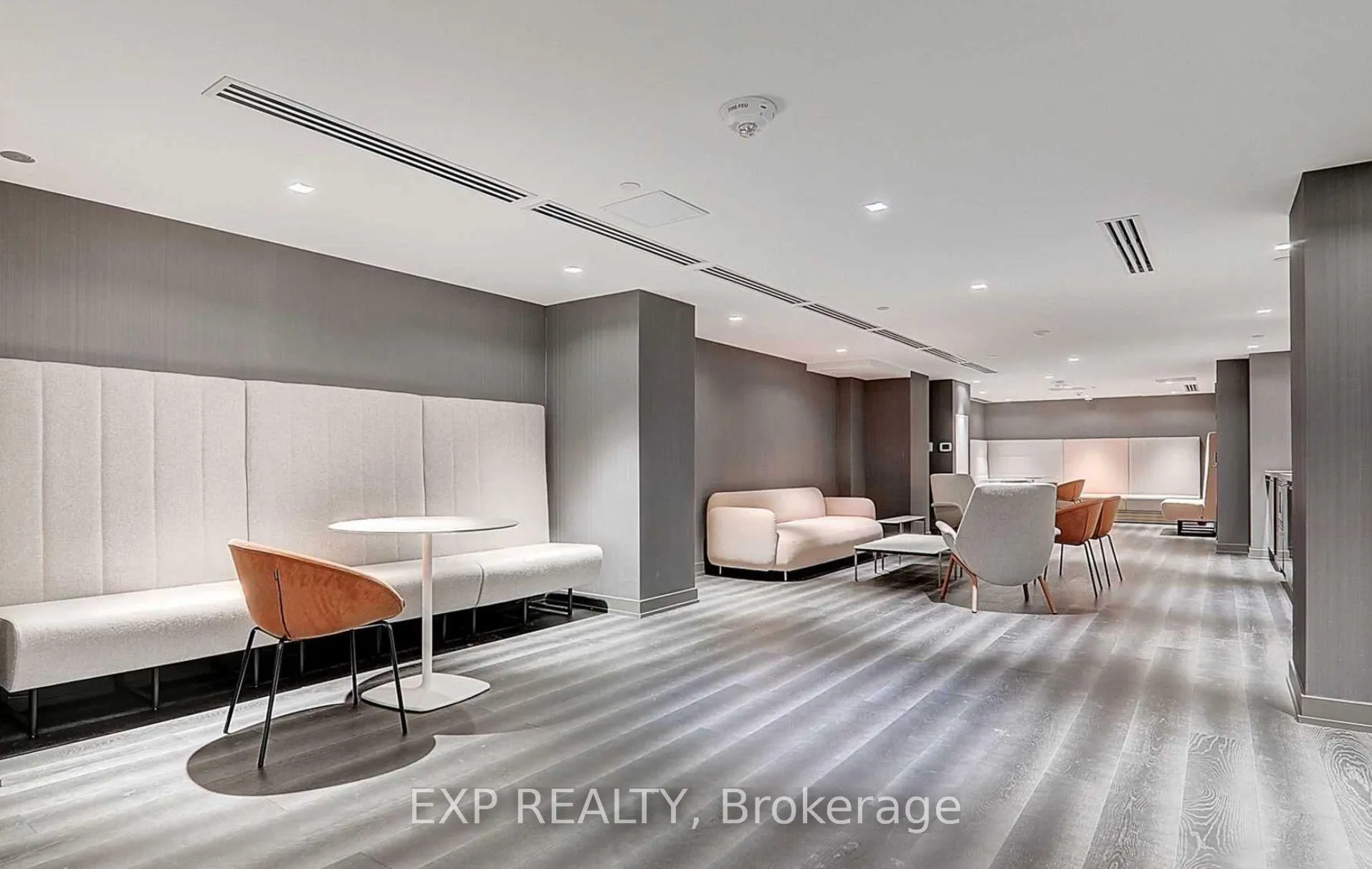Photo 4 of Unit 2810, 3 Gloucester Street, Toronto, Church-Yonge Corridor — HOMEH