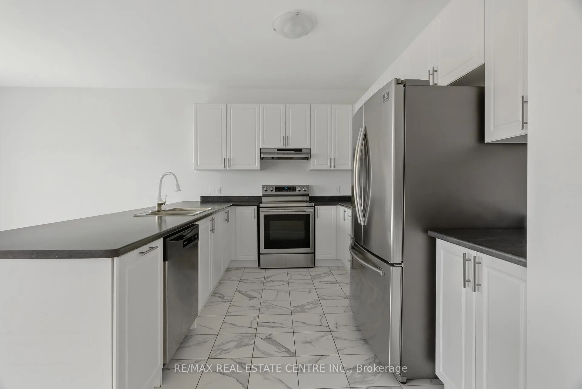 Photo 6 of 56 Rockledge Drive, Hamilton, Hannon — HOMEH