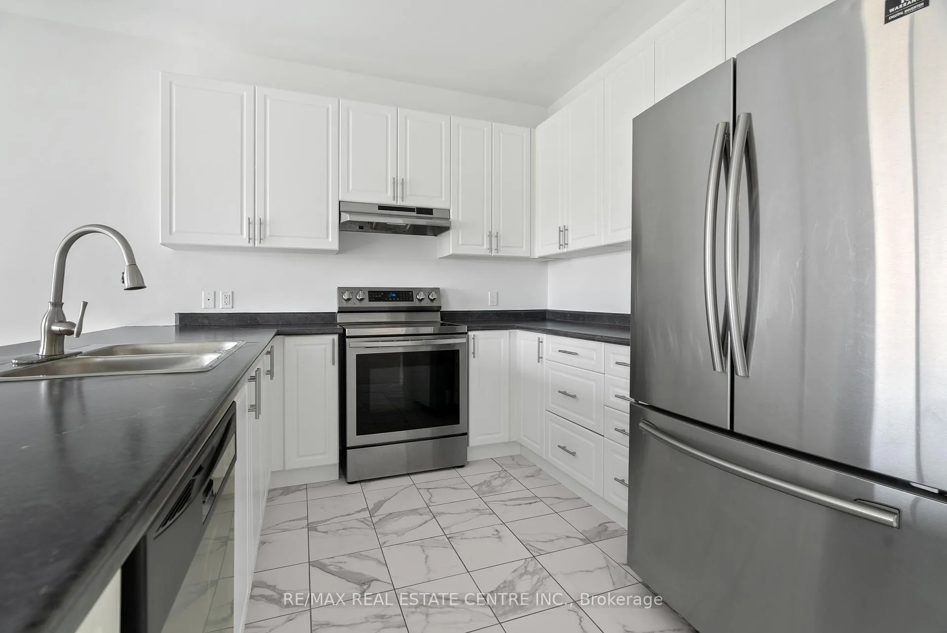 Photo 8 of 56 Rockledge Drive, Hamilton, Hannon — HOMEH