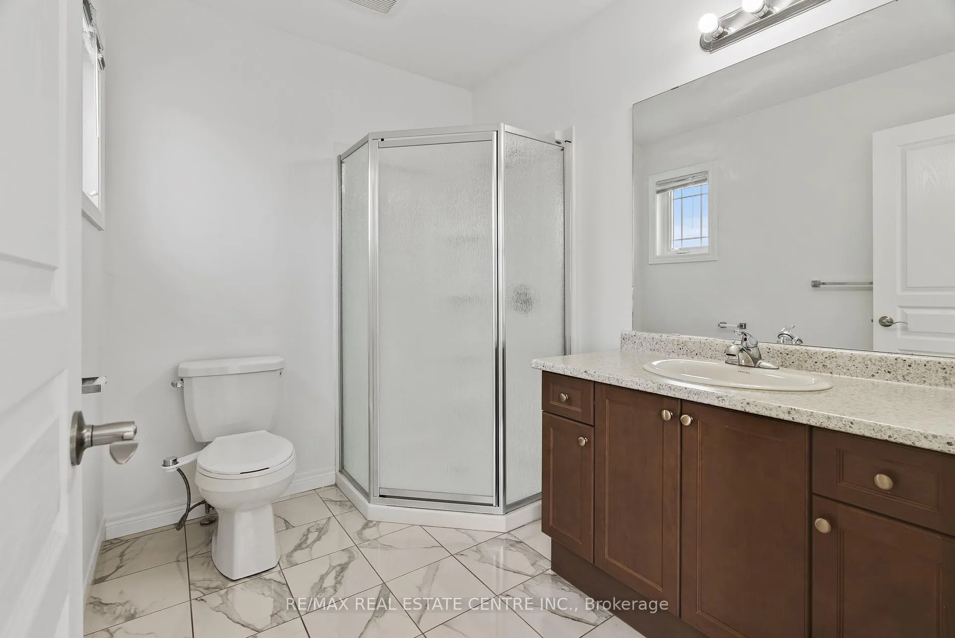 Photo 18 of 56 Rockledge Drive, Hamilton, Hannon — HOMEH