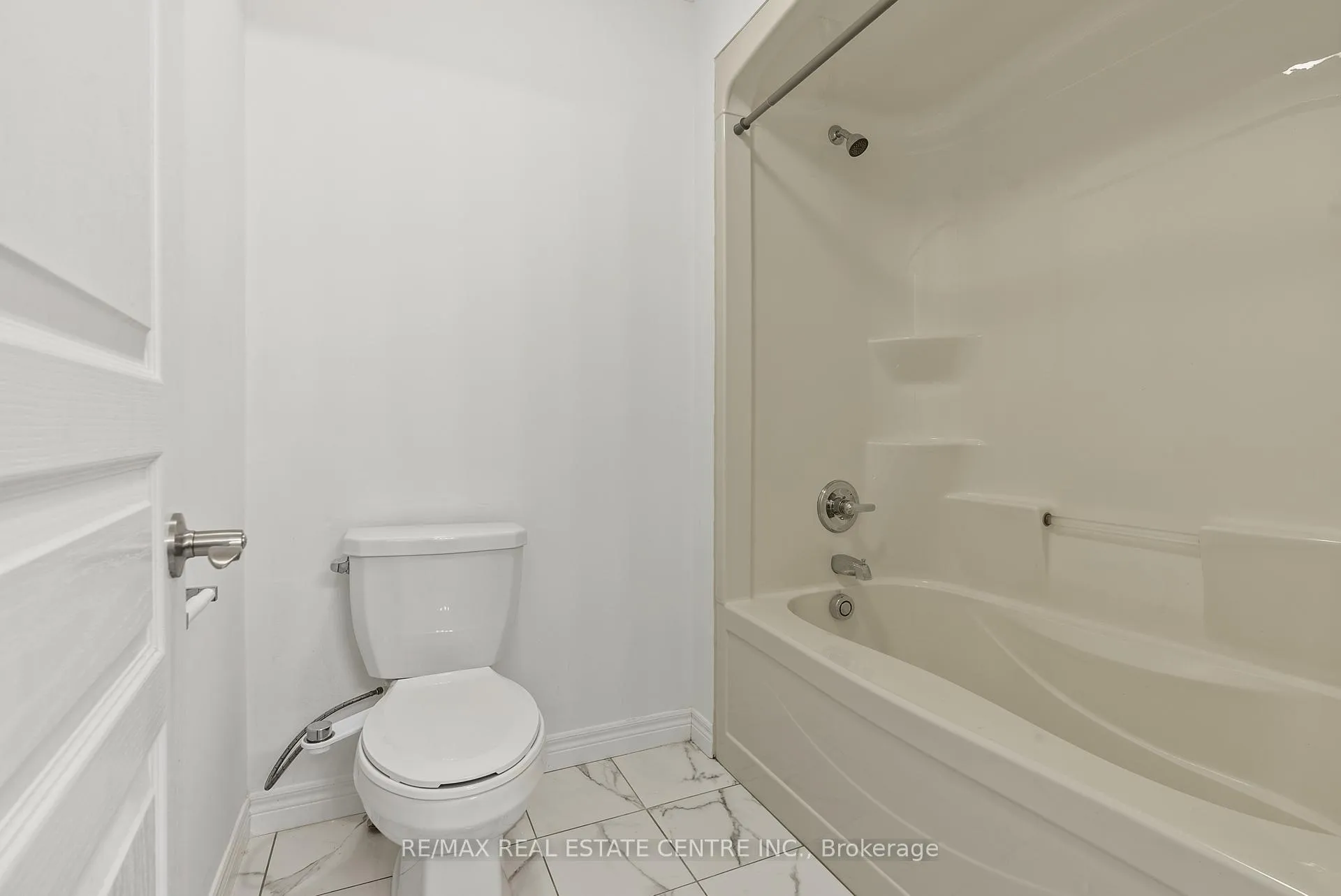 Photo 24 of 56 Rockledge Drive, Hamilton, Hannon — HOMEH