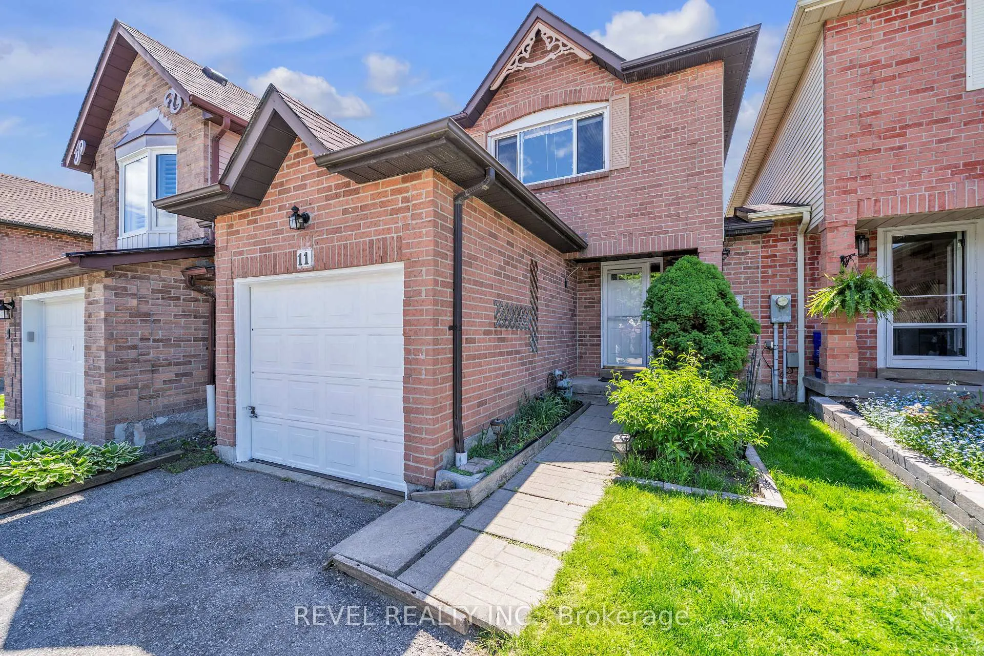 Photo 1 of 11 Carr Drive, Ajax, Central — HOMEH