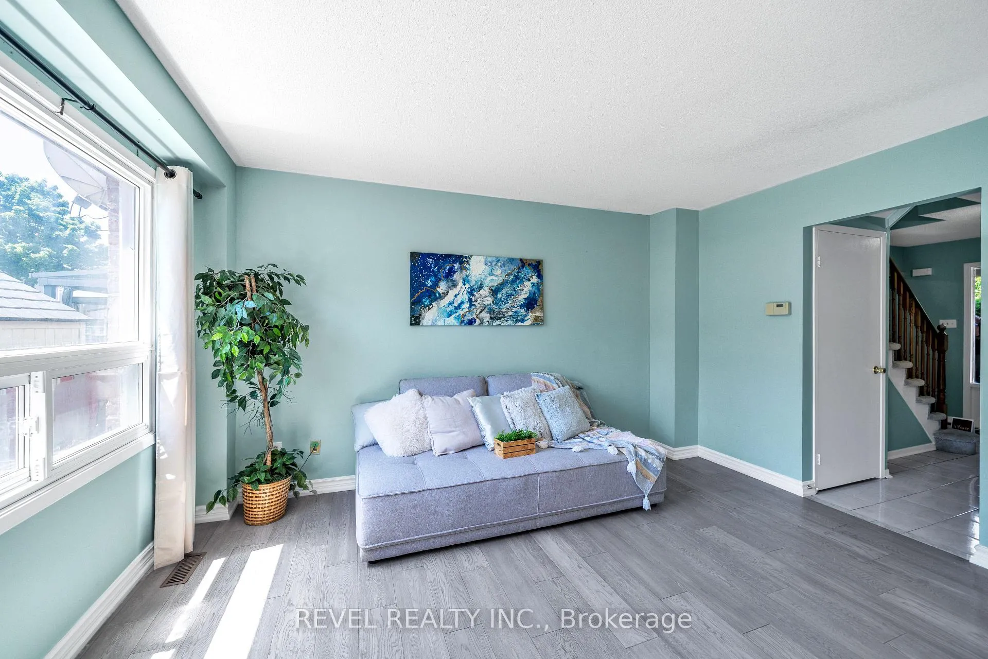 Photo 13 of 11 Carr Drive, Ajax, Central — HOMEH