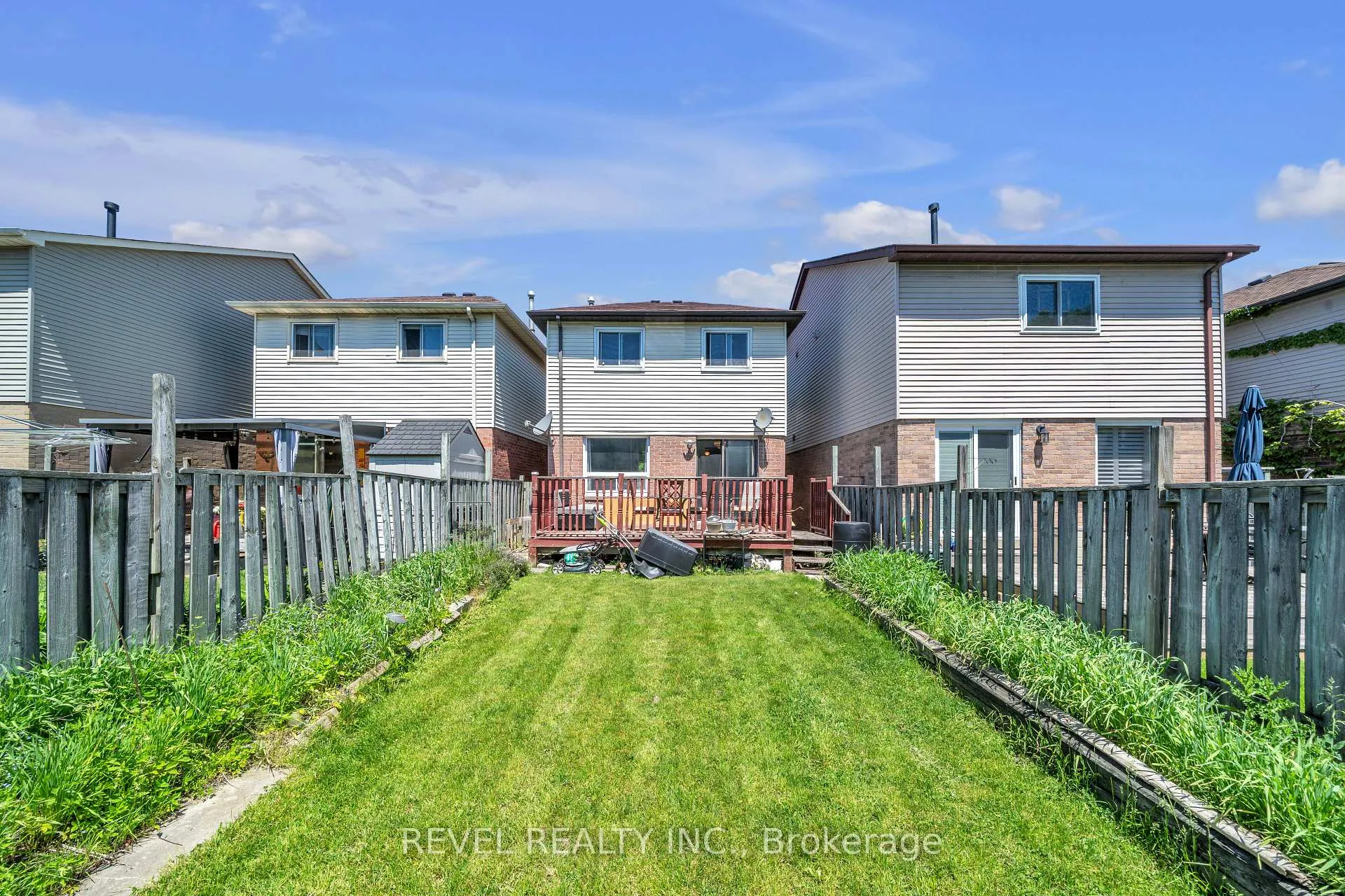 Photo 20 of 11 Carr Drive, Ajax, Central — HOMEH
