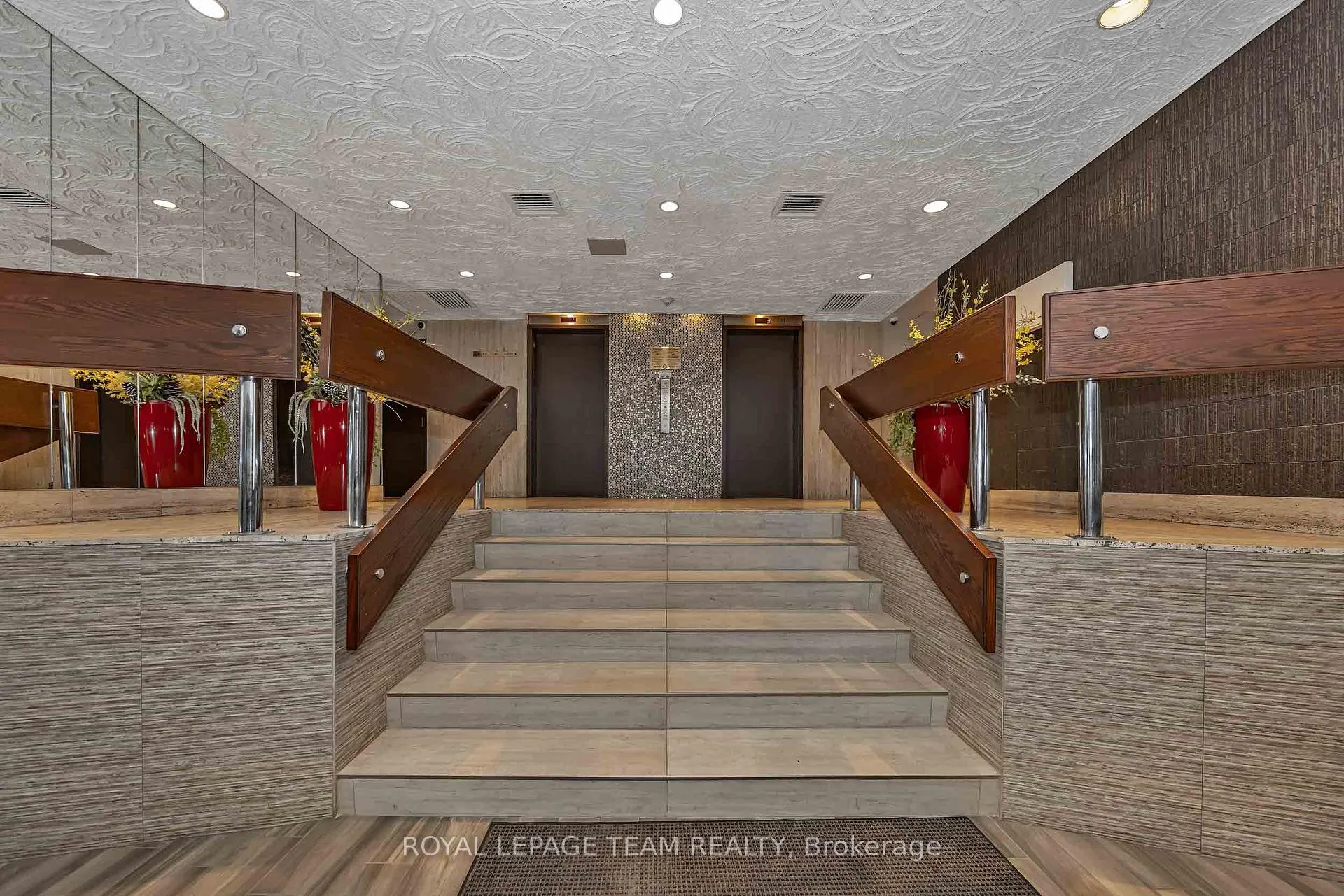 Photo 7 of Unit 214, 2630 Southvale Crescent, Ottawa, Sheffield Glen/Industrial Park — HOMEH
