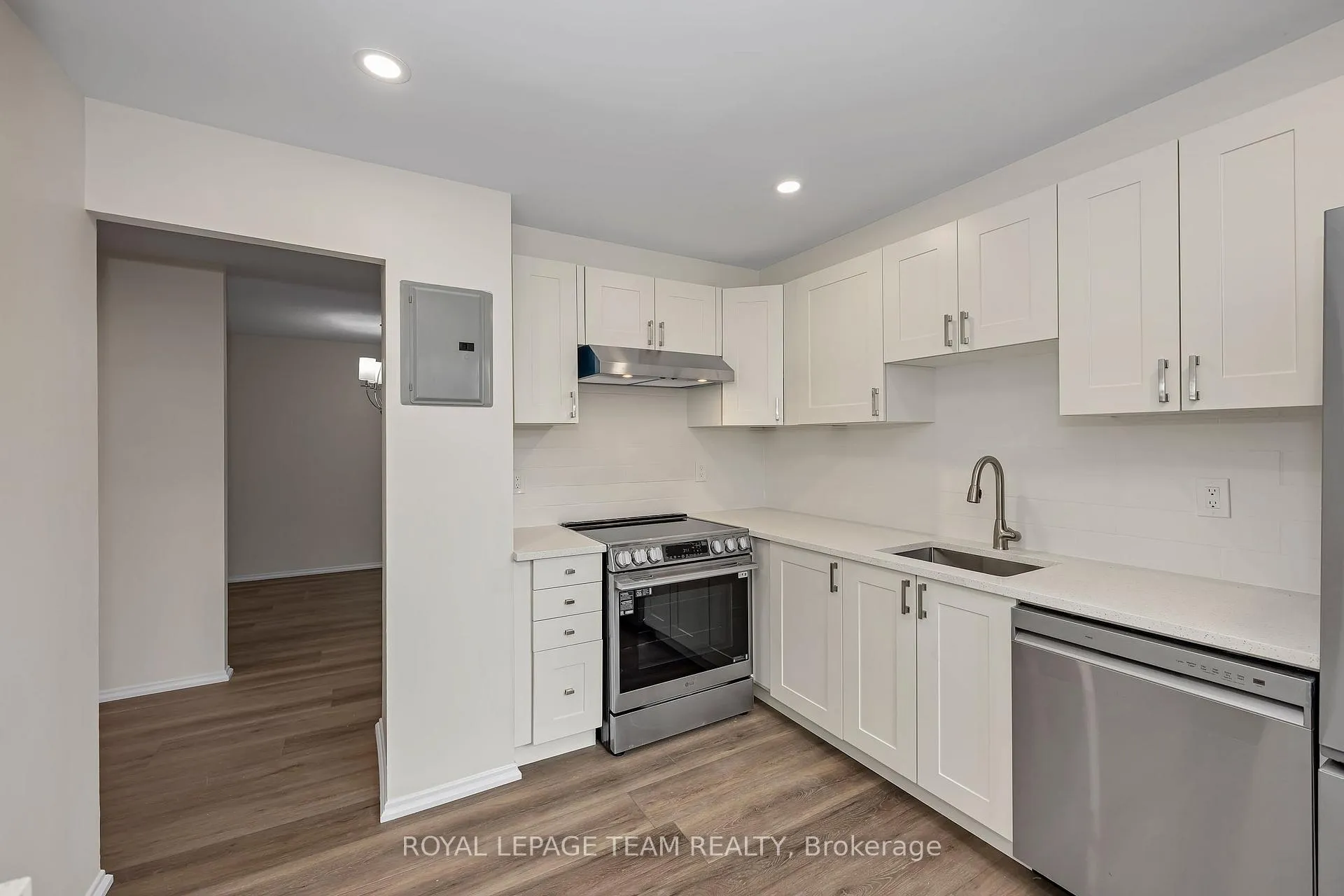 Photo 18 of Unit 214, 2630 Southvale Crescent, Ottawa, Sheffield Glen/Industrial Park — HOMEH
