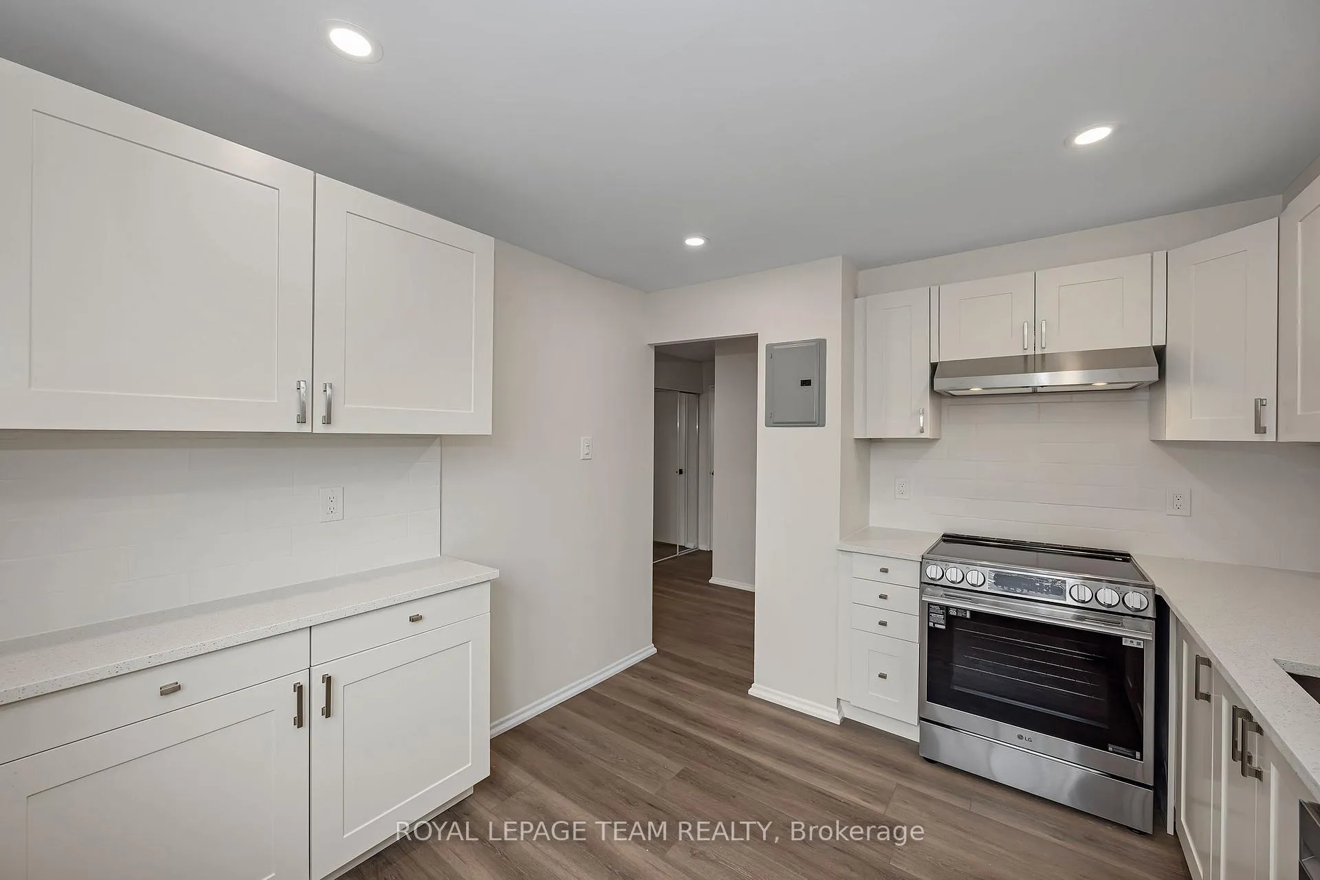 Photo 19 of Unit 214, 2630 Southvale Crescent, Ottawa, Sheffield Glen/Industrial Park — HOMEH