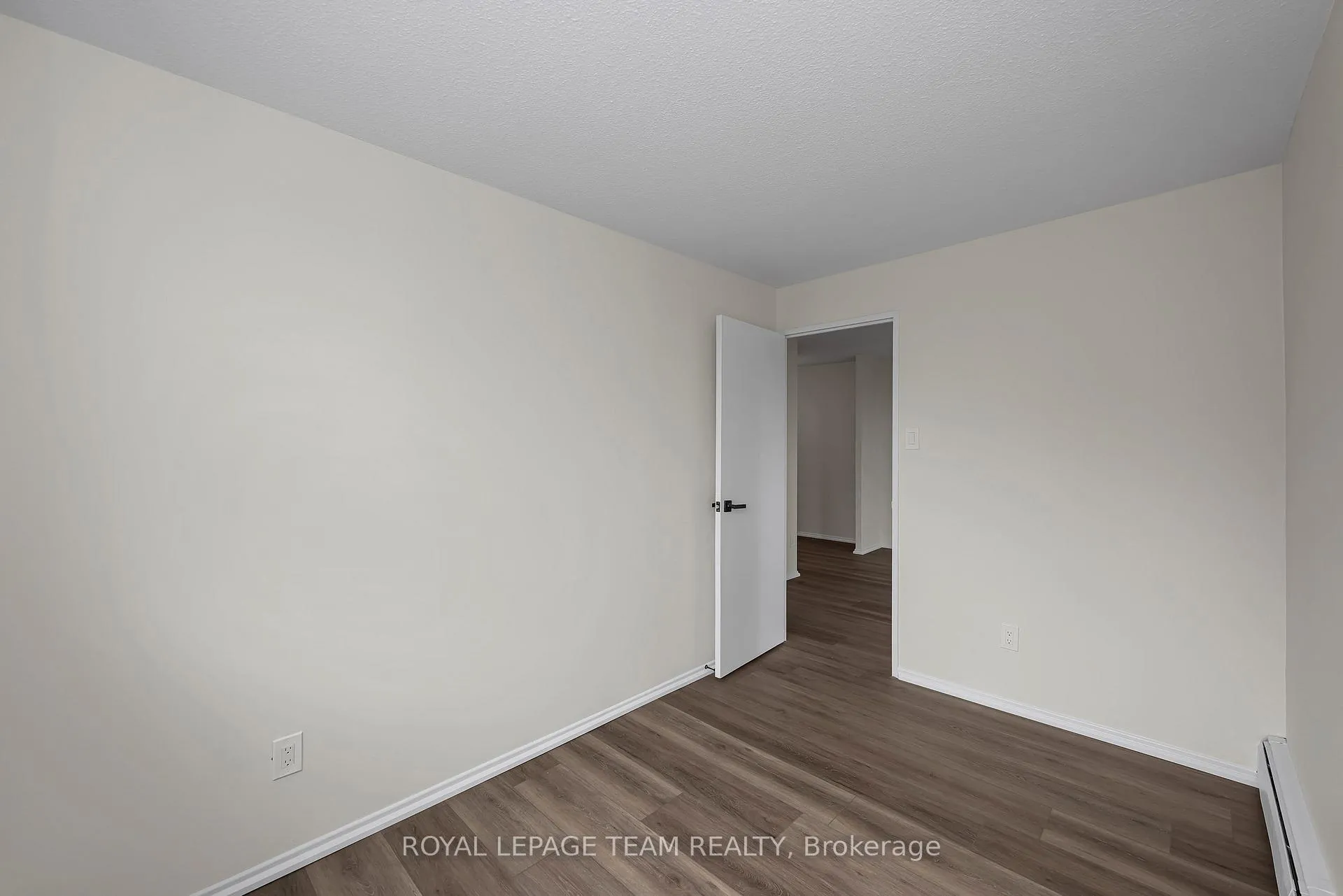 Photo 23 of Unit 214, 2630 Southvale Crescent, Ottawa, Sheffield Glen/Industrial Park — HOMEH