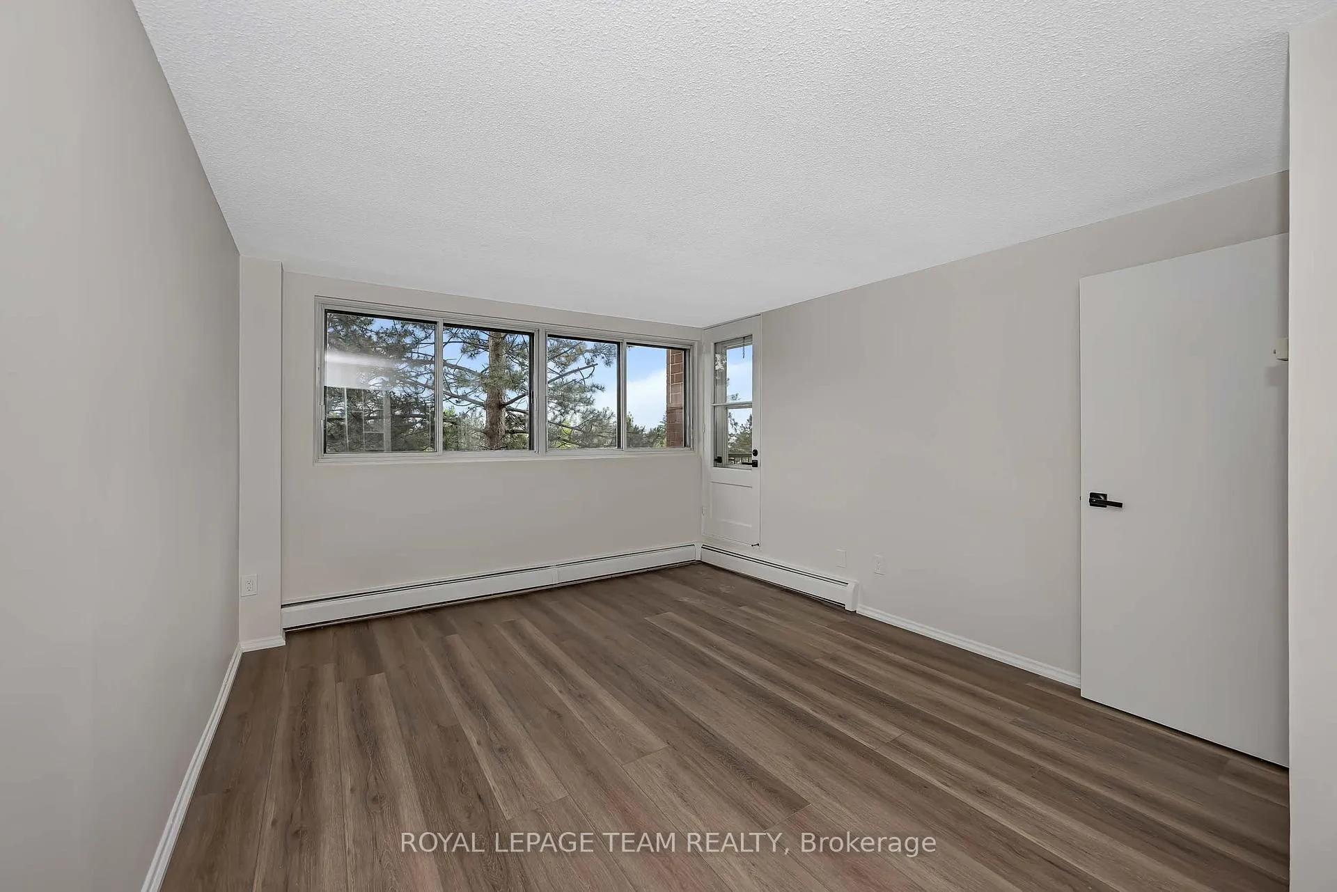 Photo 30 of Unit 214, 2630 Southvale Crescent, Ottawa, Sheffield Glen/Industrial Park — HOMEH