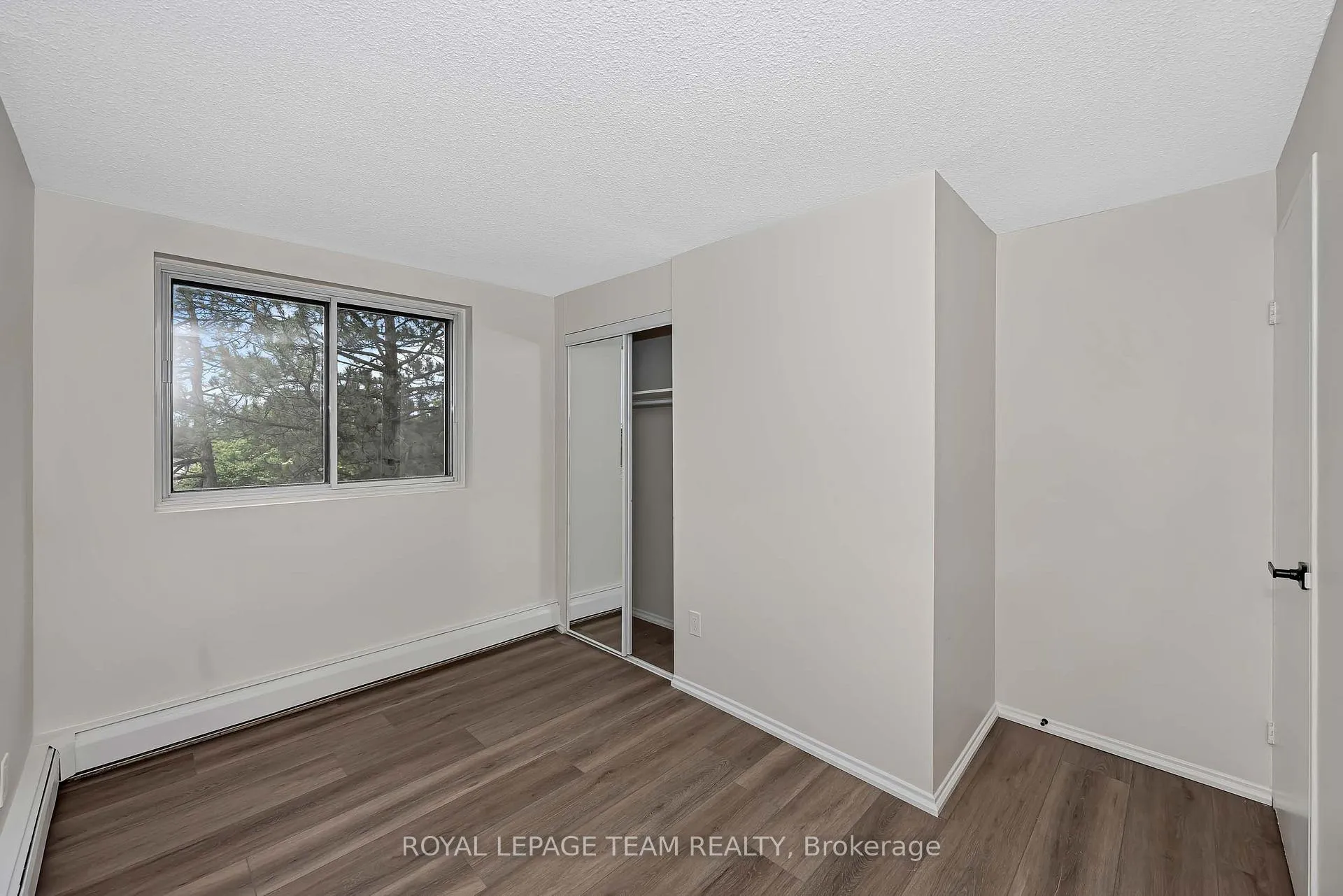Photo 35 of Unit 214, 2630 Southvale Crescent, Ottawa, Sheffield Glen/Industrial Park — HOMEH