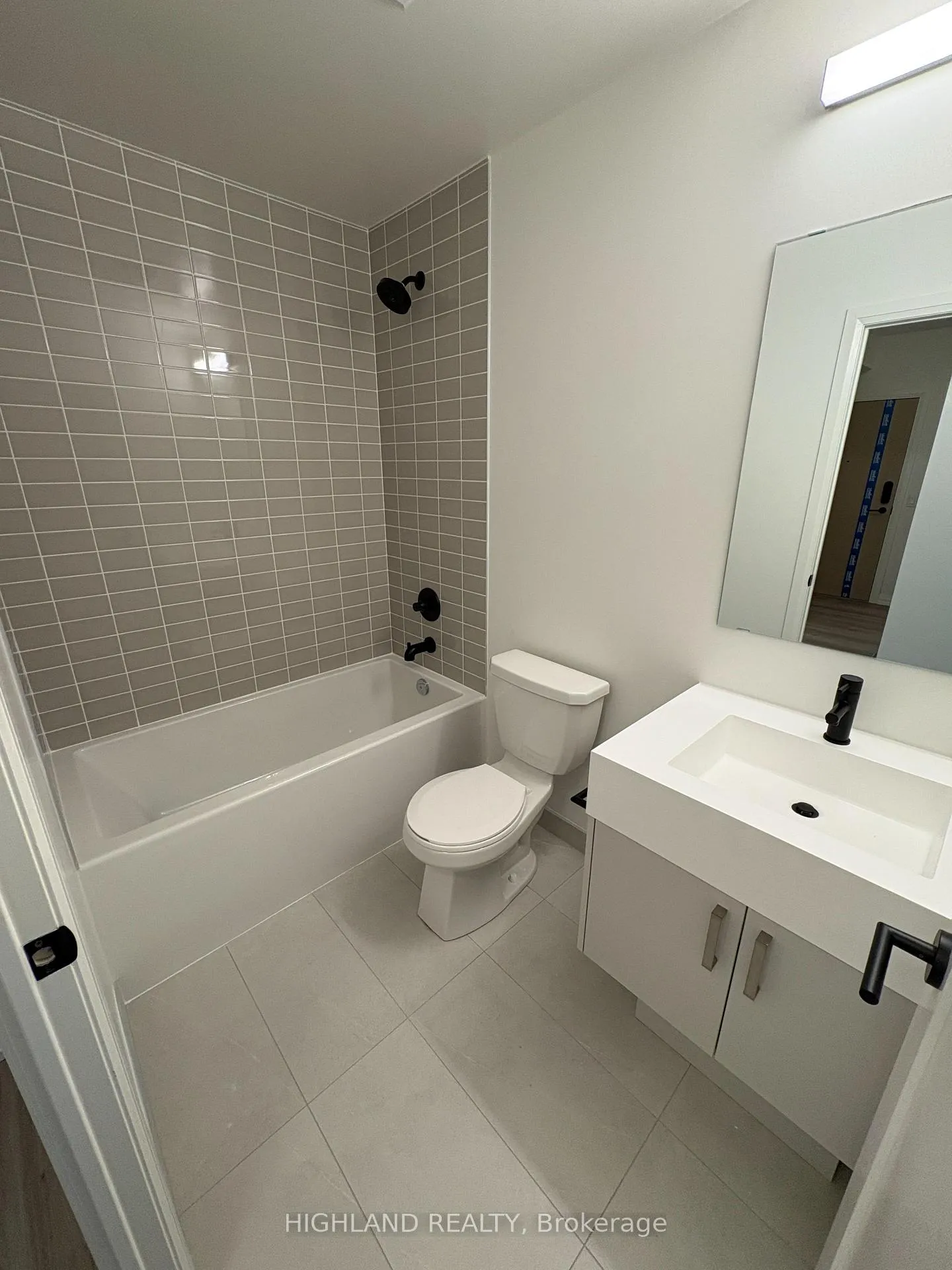 Photo 3 of Unit 615, 280 Dundas Street W, Toronto, Kensington-Chinatown — HOMEH