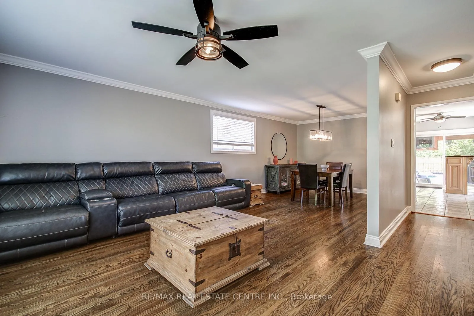 Photo 10 of 200 Delrex Boulevard, Halton Hills, Georgetown — HOMEH