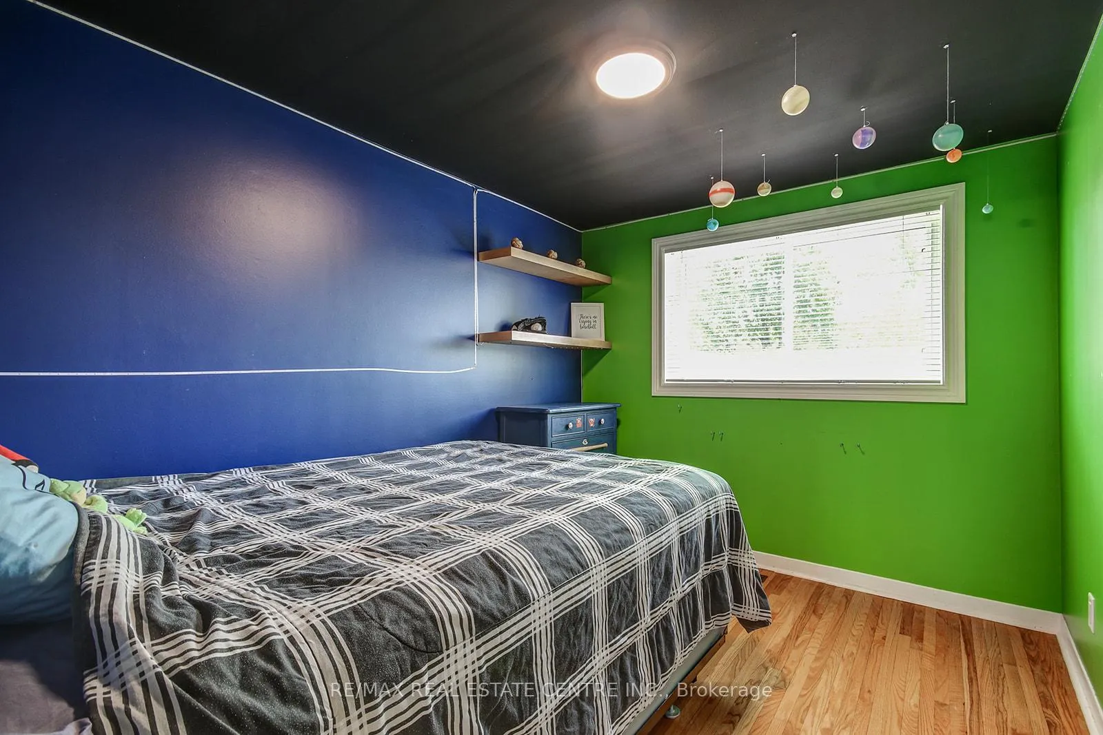 Photo 20 of 200 Delrex Boulevard, Halton Hills, Georgetown — HOMEH