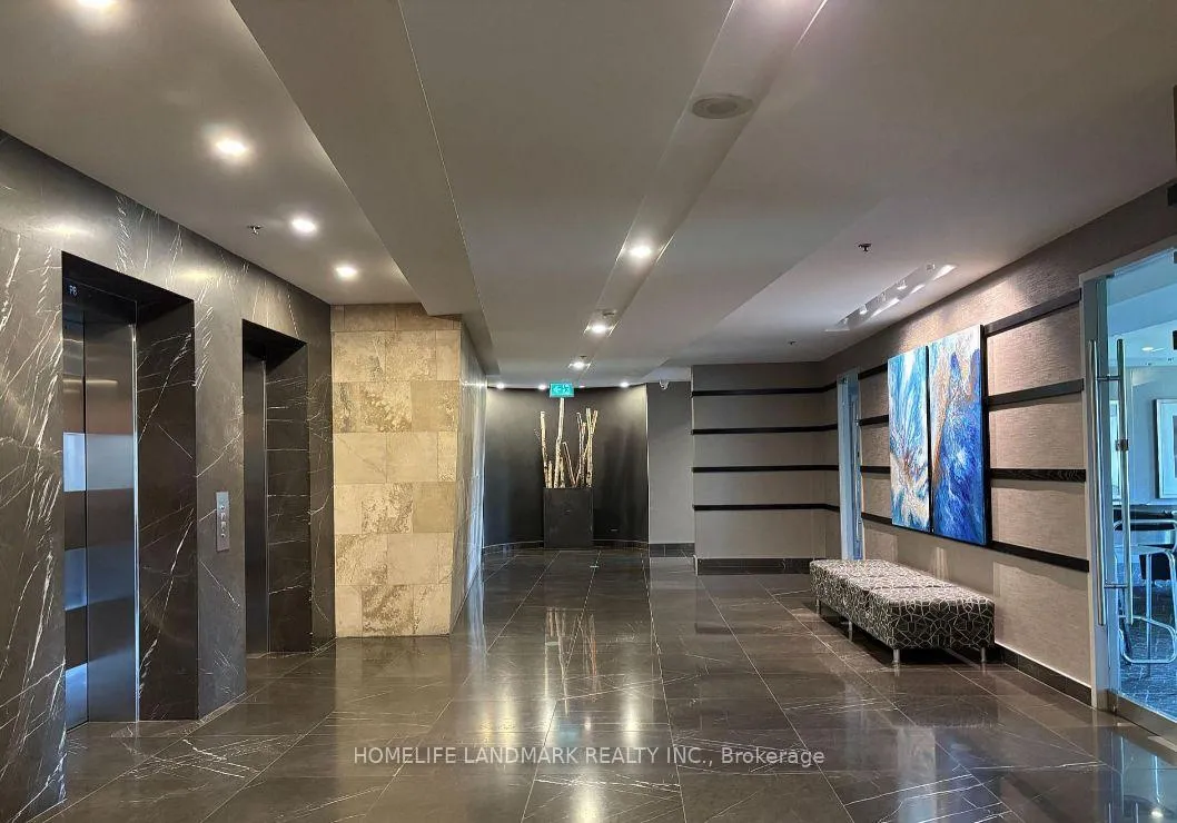 Photo 15 of Unit 1803, 8 Park Road, Toronto, Rosedale-Moore Park — HOMEH