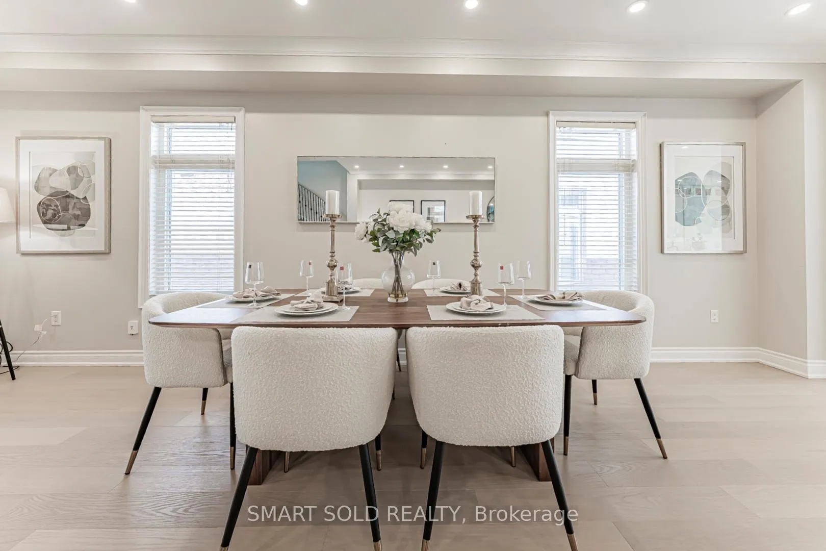 Photo 5 of 295 Bathurst Glen Drive, Vaughan, Patterson — HOMEH