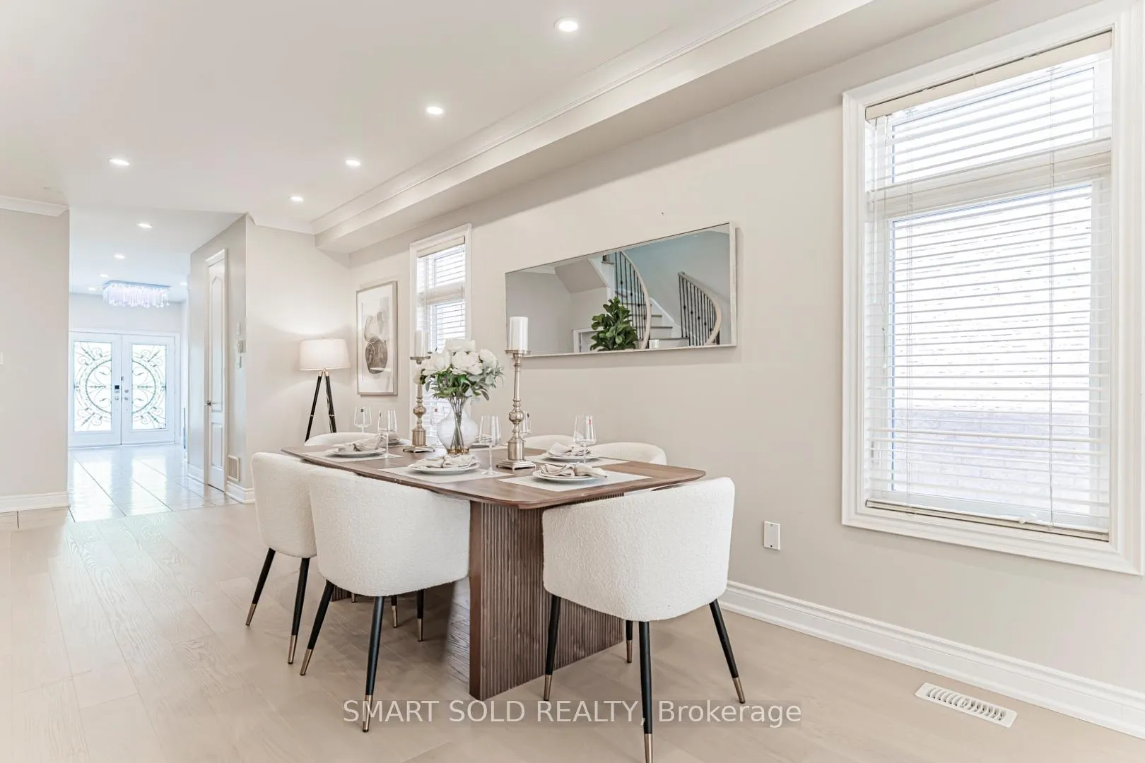 Photo 6 of 295 Bathurst Glen Drive, Vaughan, Patterson — HOMEH
