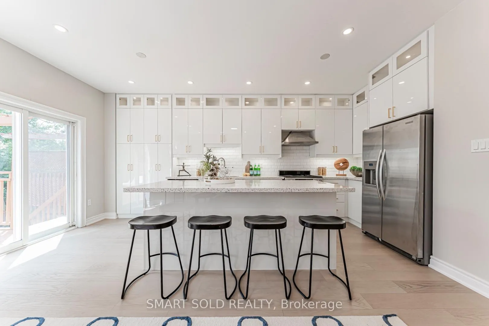 Photo 11 of 295 Bathurst Glen Drive, Vaughan, Patterson — HOMEH