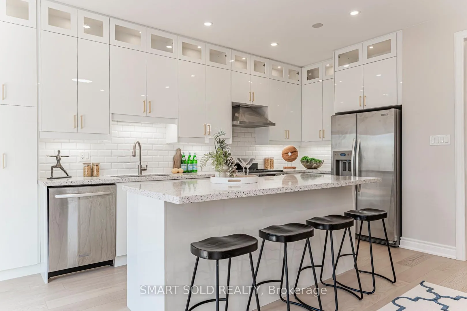 Photo 12 of 295 Bathurst Glen Drive, Vaughan, Patterson — HOMEH