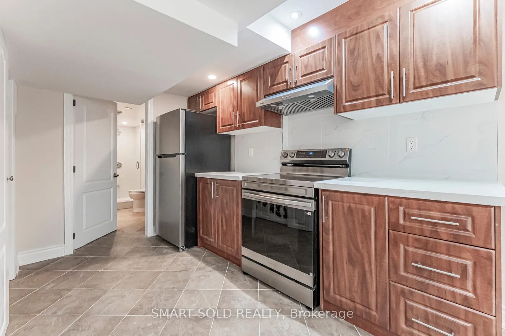 Photo 26 of 295 Bathurst Glen Drive, Vaughan, Patterson — HOMEH