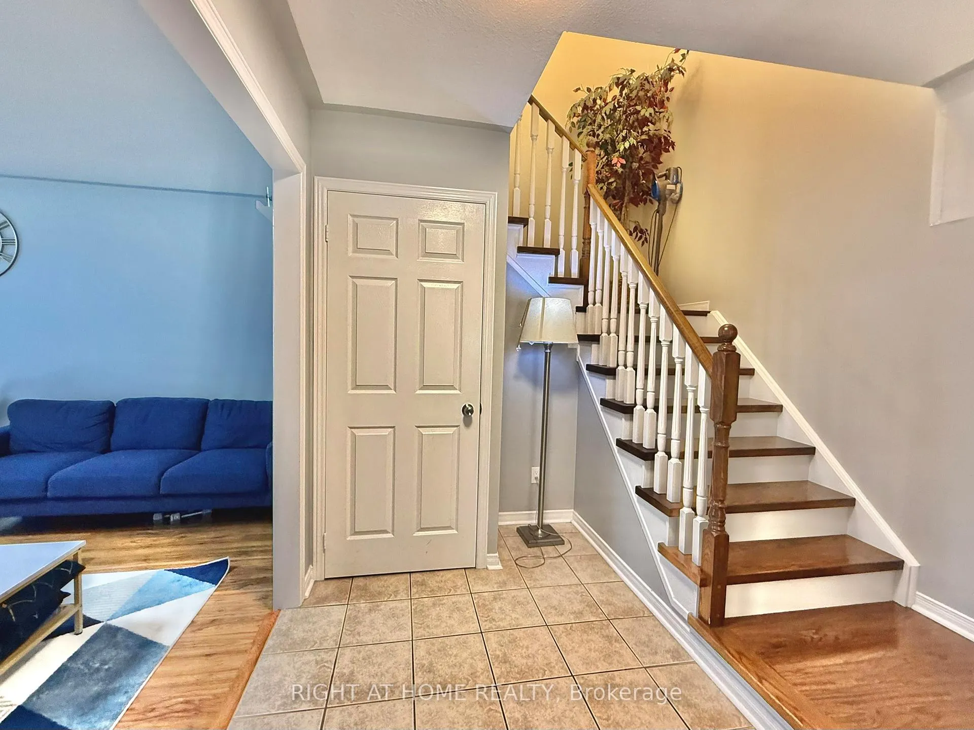 Photo 15 of 569 Walpole Crescent, Newmarket, Stonehaven-Wyndham — HOMEH