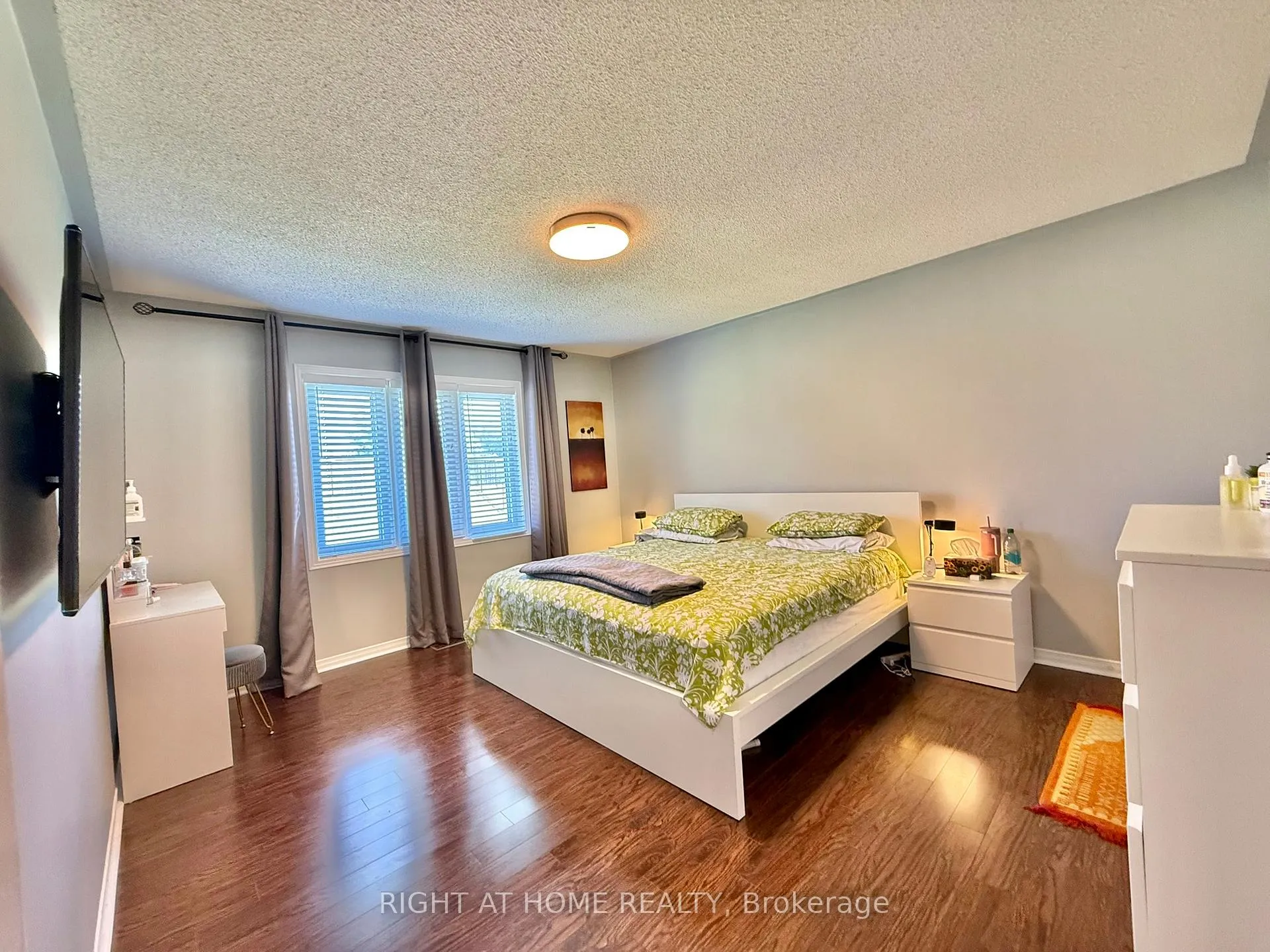 Photo 18 of 569 Walpole Crescent, Newmarket, Stonehaven-Wyndham — HOMEH