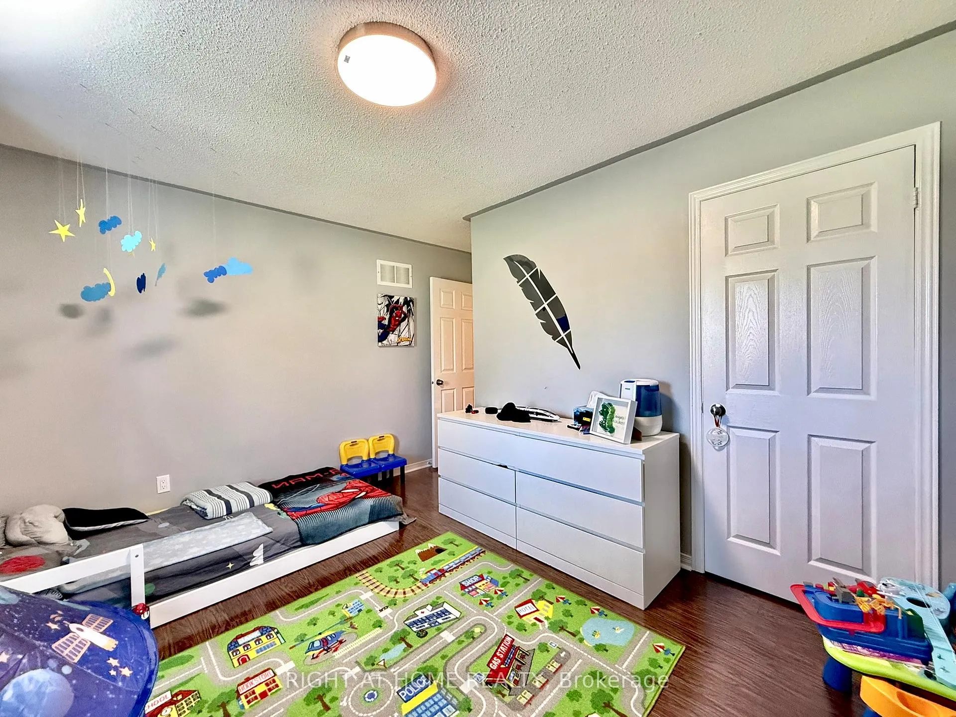 Photo 22 of 569 Walpole Crescent, Newmarket, Stonehaven-Wyndham — HOMEH