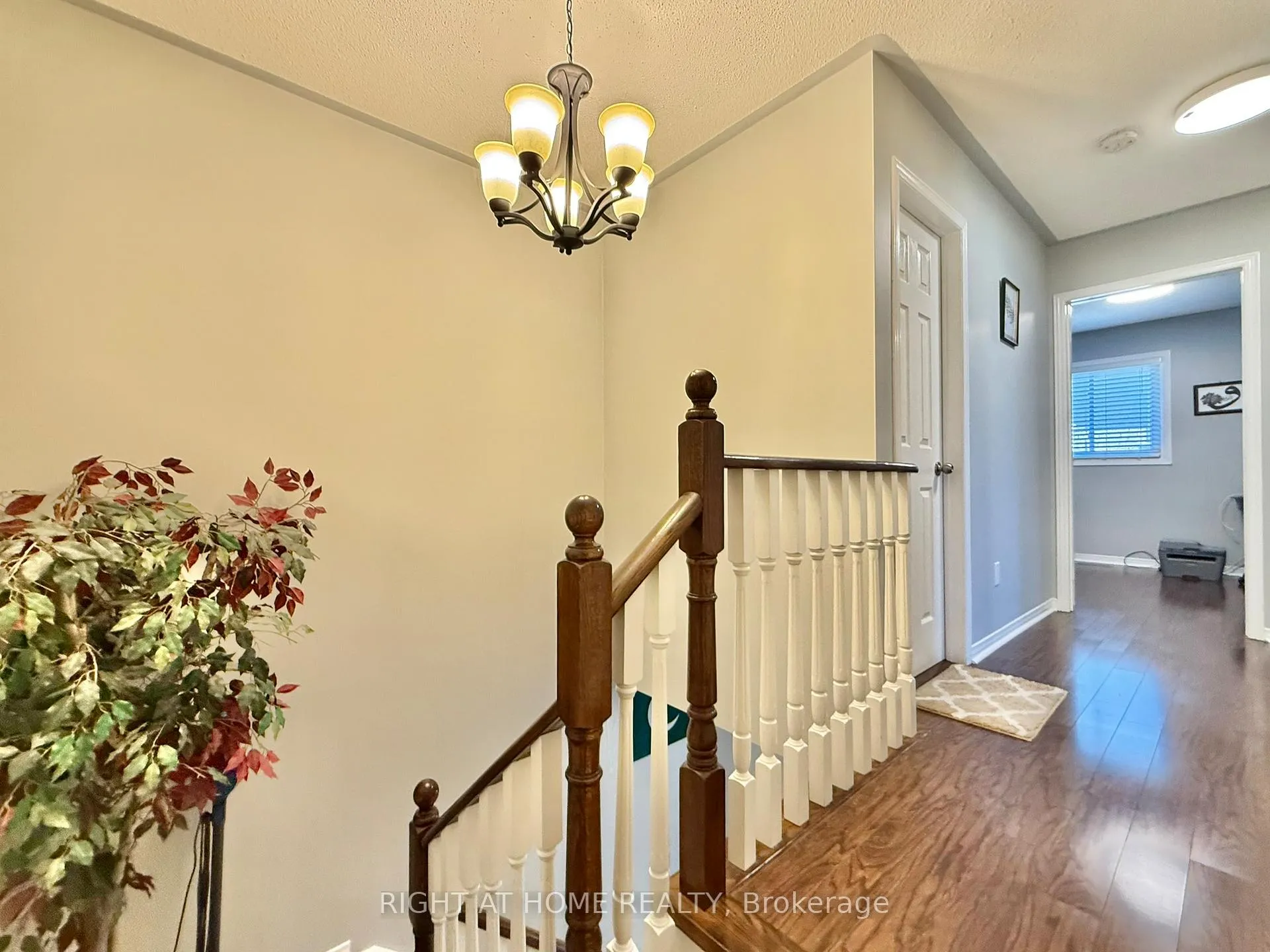 Photo 25 of 569 Walpole Crescent, Newmarket, Stonehaven-Wyndham — HOMEH