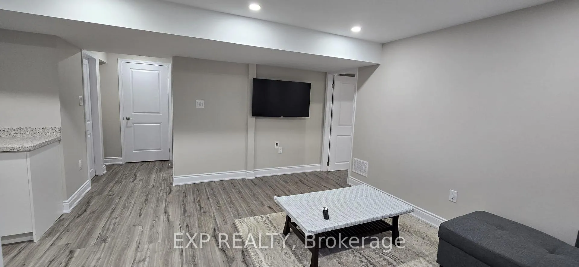 Photo 4 of Unit Bsmt, 5 Junior Road, Brampton, Northwest Brampton — HOMEH