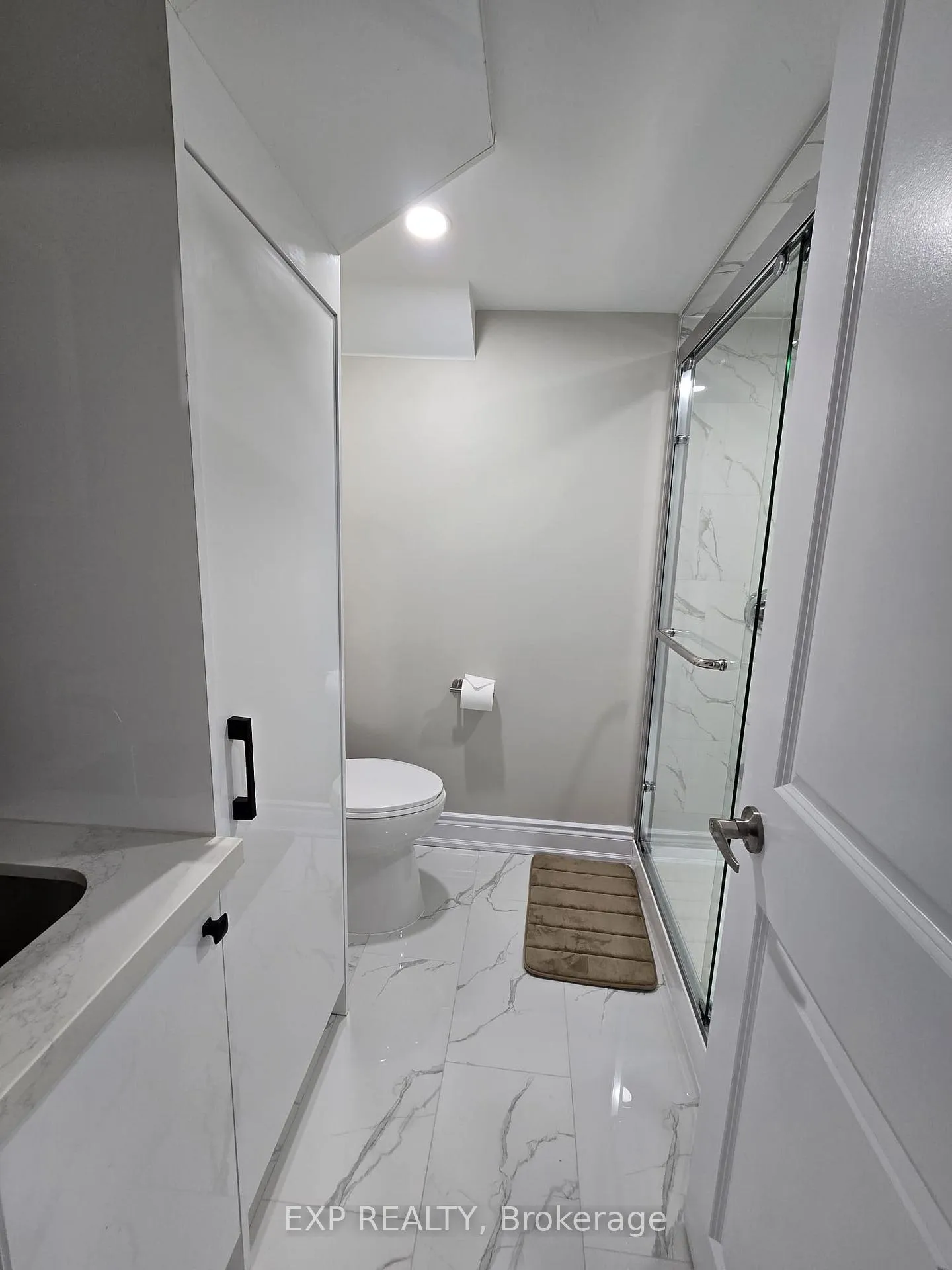 Photo 7 of Unit Bsmt, 5 Junior Road, Brampton, Northwest Brampton — HOMEH