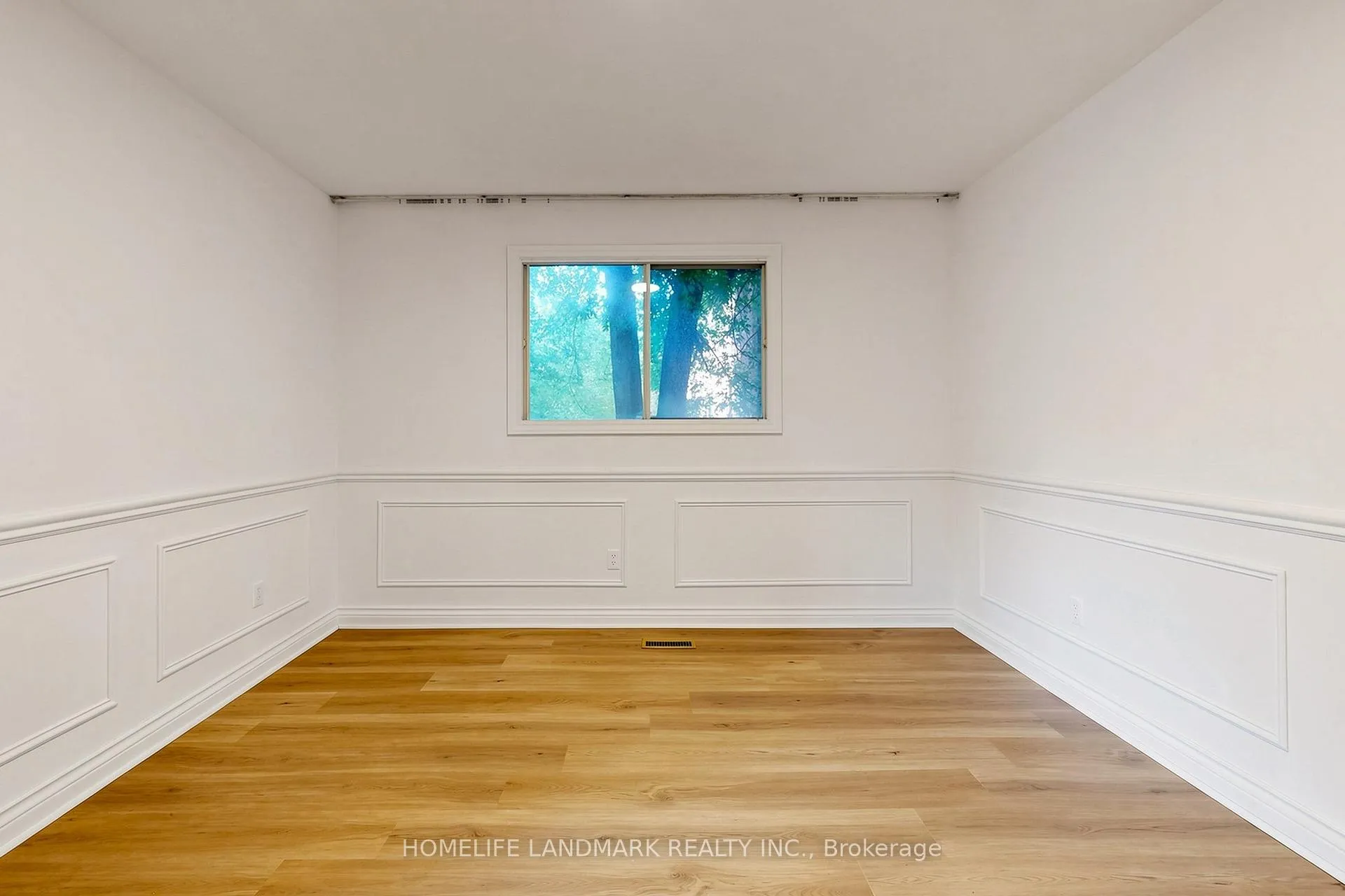 Photo 7 of 23 Dorian Place, Vaughan, Uplands — HOMEH