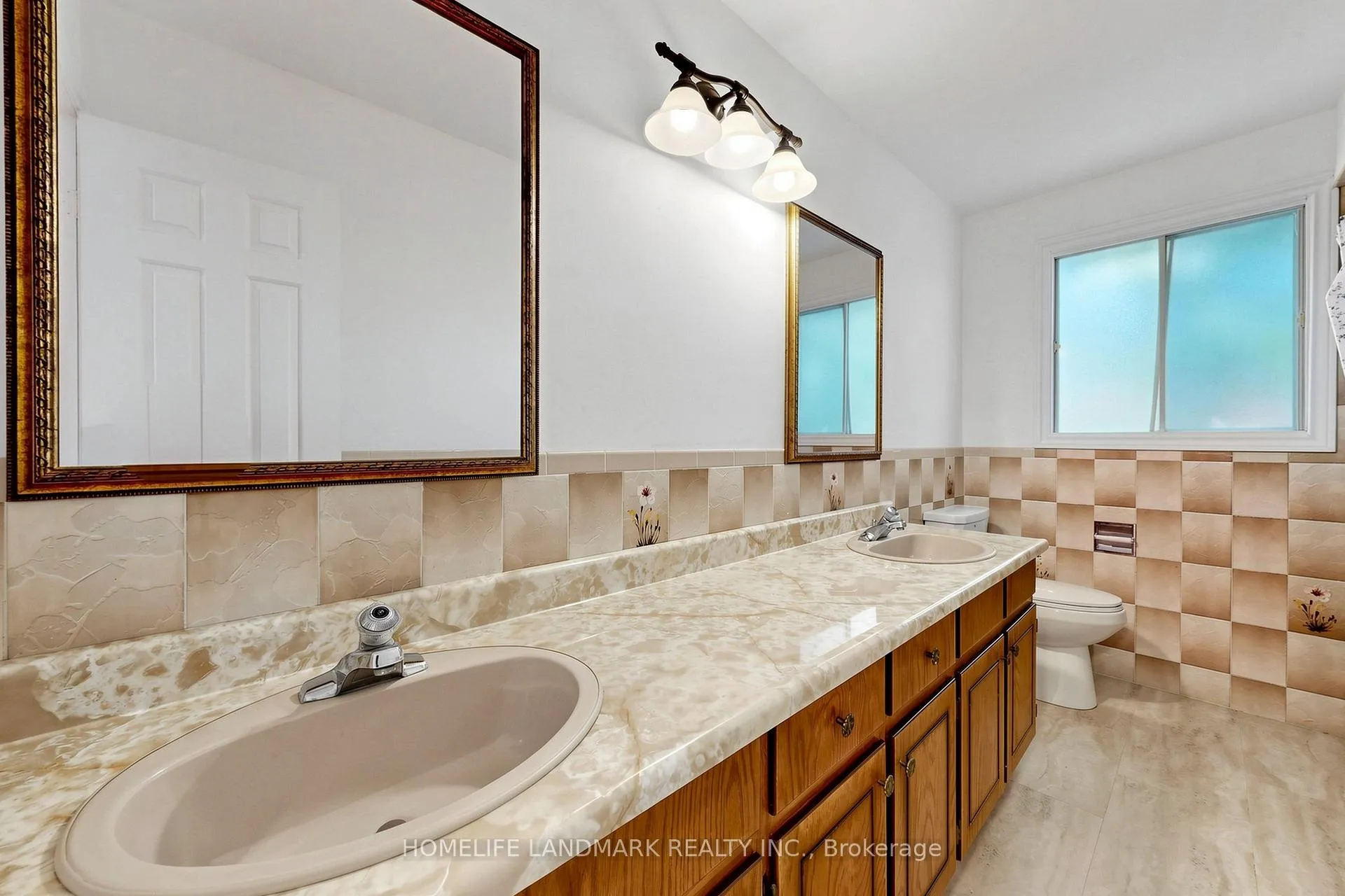 Photo 32 of 23 Dorian Place, Vaughan, Uplands — HOMEH