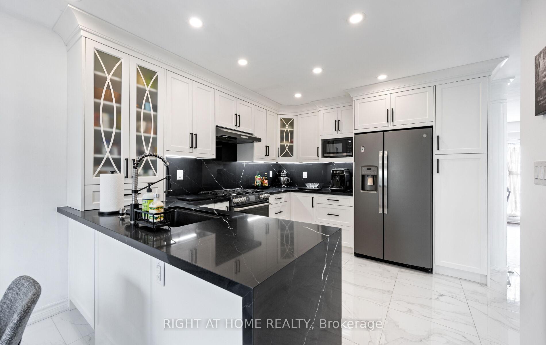 Photo 14 of 58 Knoll Haven Circle, Caledon, Bolton North — HOMEH