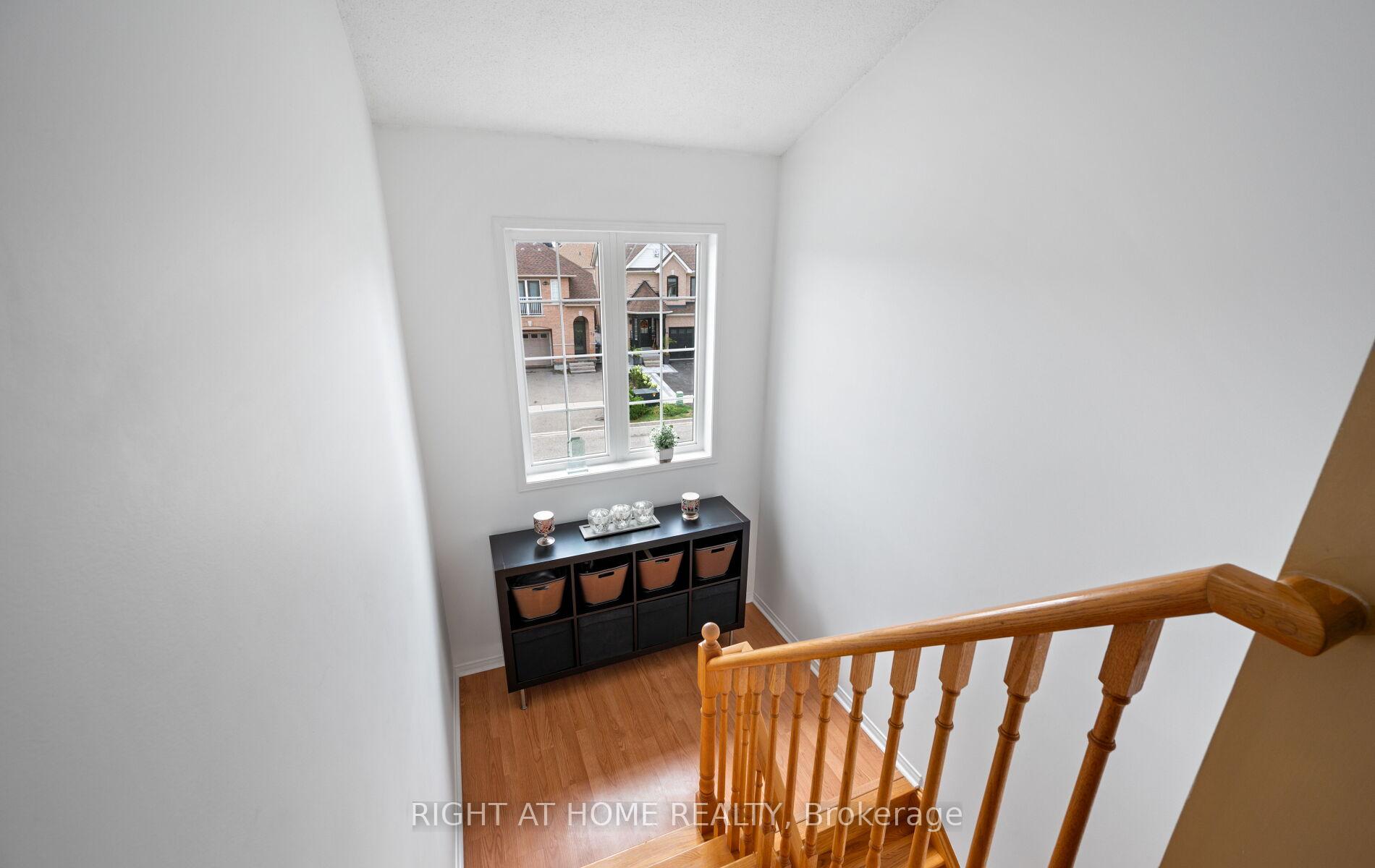 Photo 19 of 58 Knoll Haven Circle, Caledon, Bolton North — HOMEH