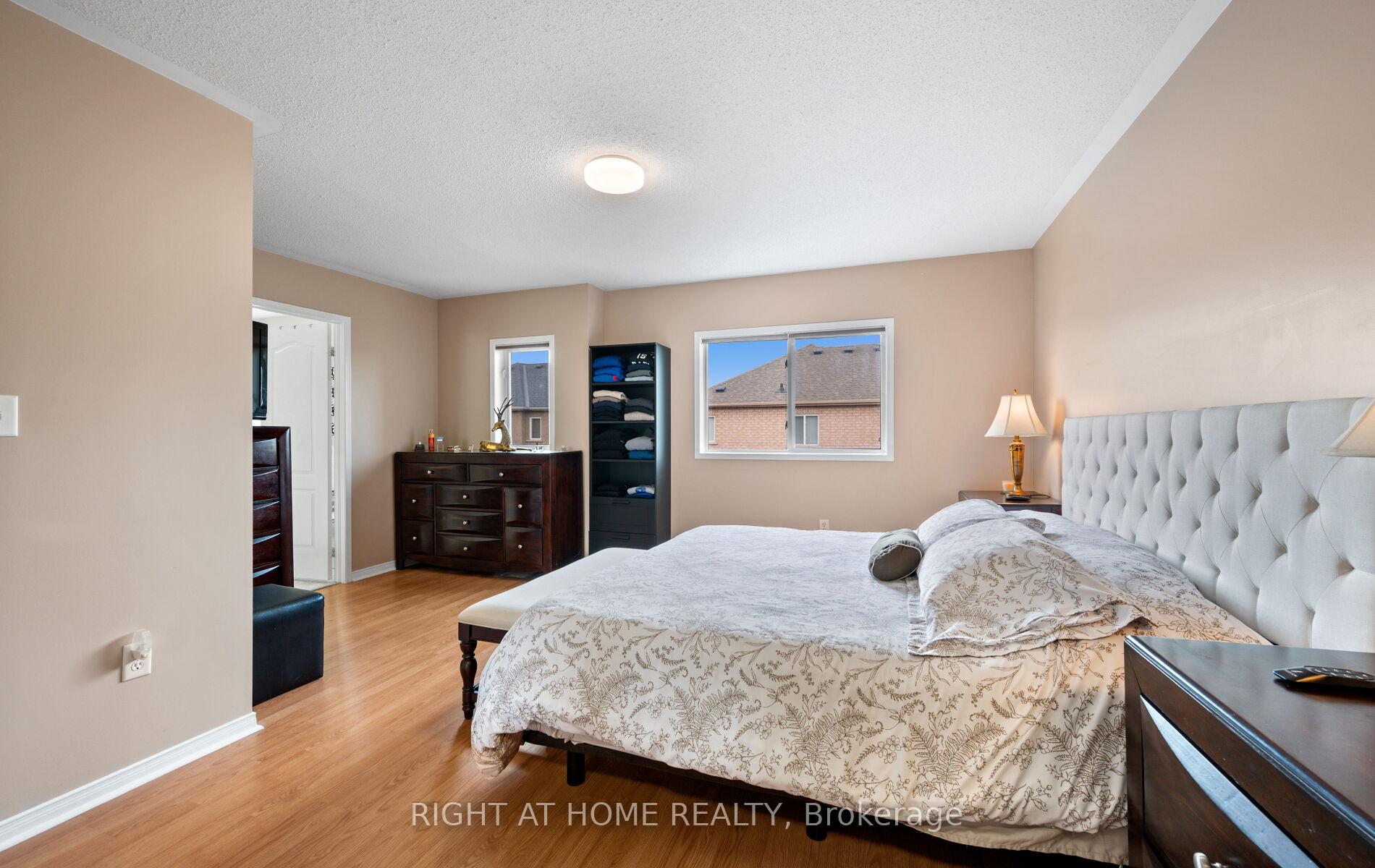 Photo 22 of 58 Knoll Haven Circle, Caledon, Bolton North — HOMEH