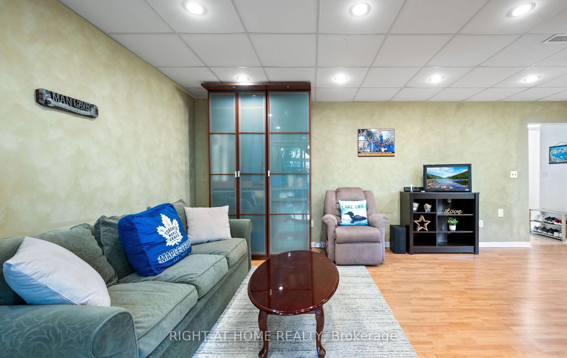 Photo 32 of 58 Knoll Haven Circle, Caledon, Bolton North — HOMEH