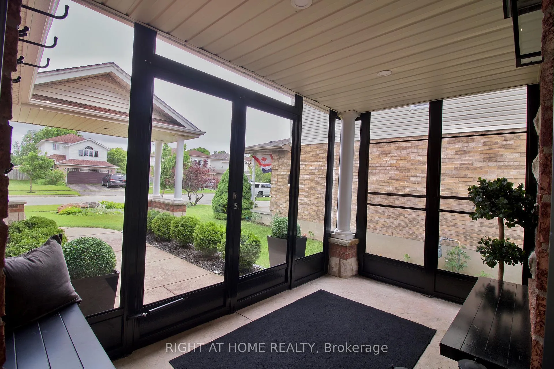 Photo 4 of 253 Schneller Drive, Wilmot, Baden — HOMEH