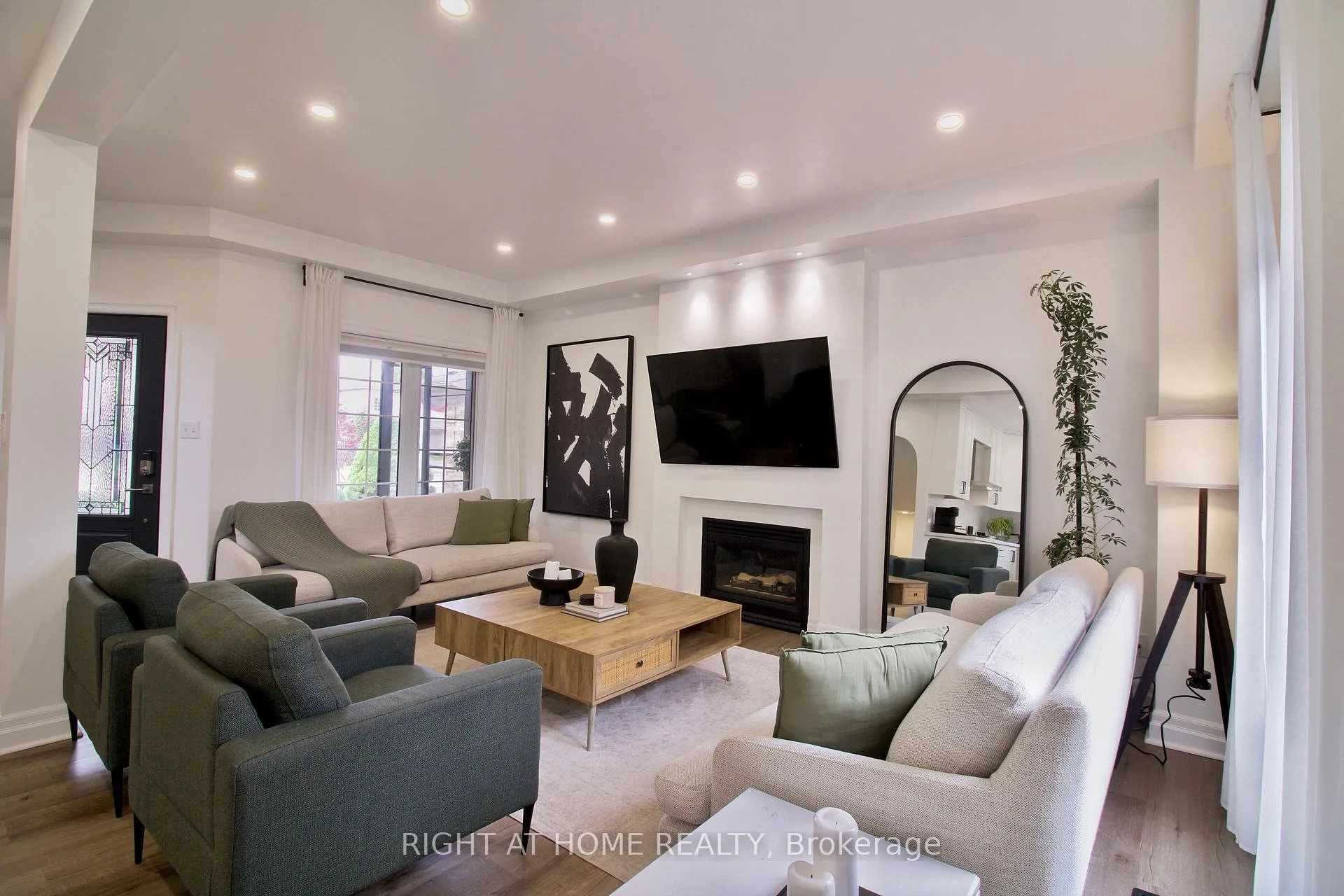 Photo 10 of 253 Schneller Drive, Wilmot, Baden — HOMEH