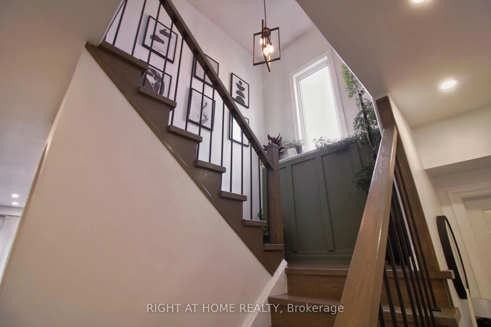 Photo 20 of 253 Schneller Drive, Wilmot, Baden — HOMEH