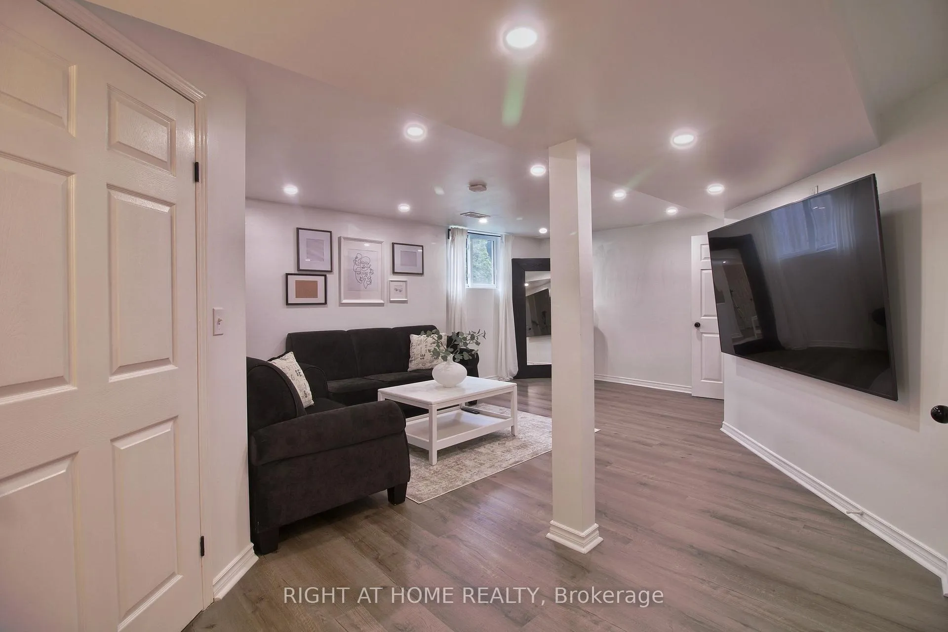 Photo 32 of 253 Schneller Drive, Wilmot, Baden — HOMEH