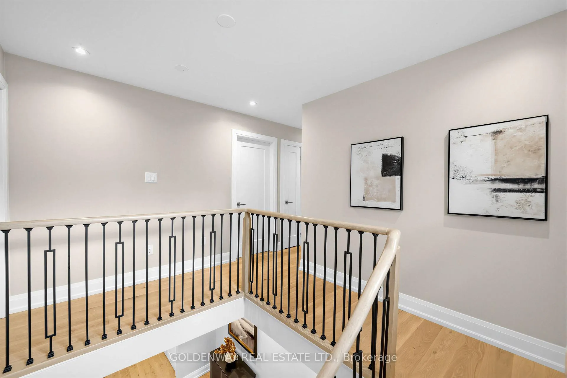 Photo 22 of 3 Sir Lancelot Drive, Markham, Markham Village — HOMEH