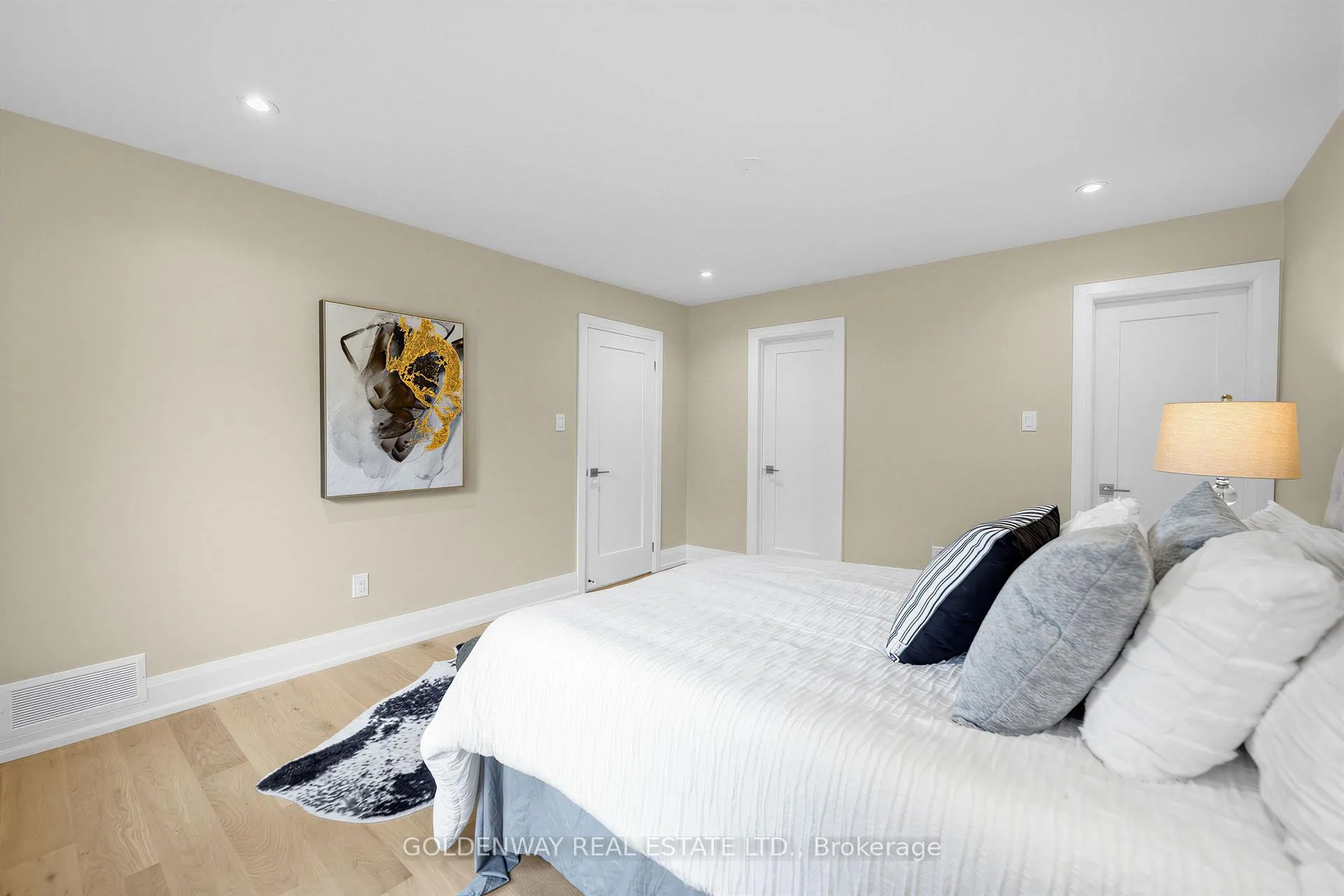 Photo 25 of 3 Sir Lancelot Drive, Markham, Markham Village — HOMEH