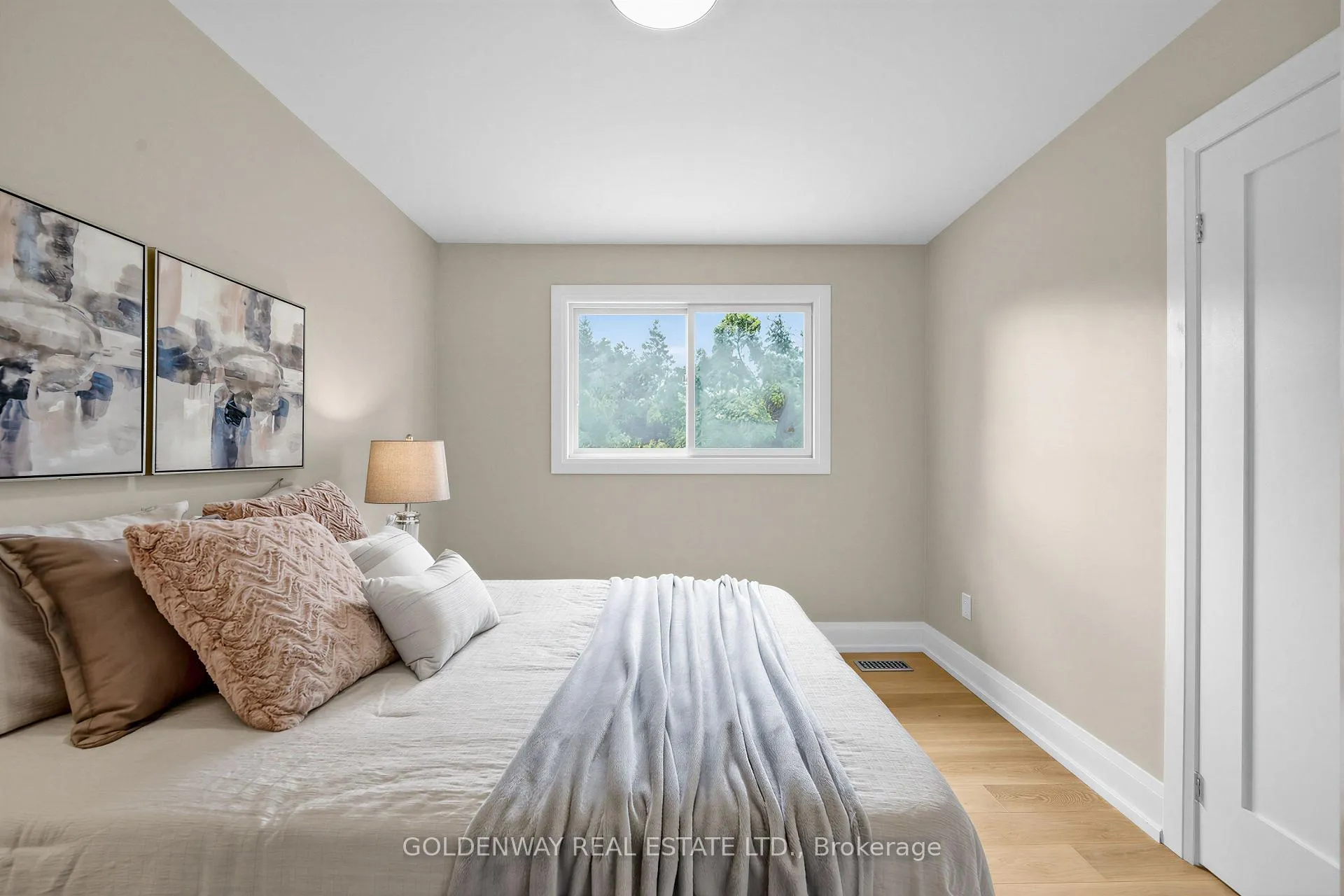Photo 45 of 3 Sir Lancelot Drive, Markham, Markham Village — HOMEH